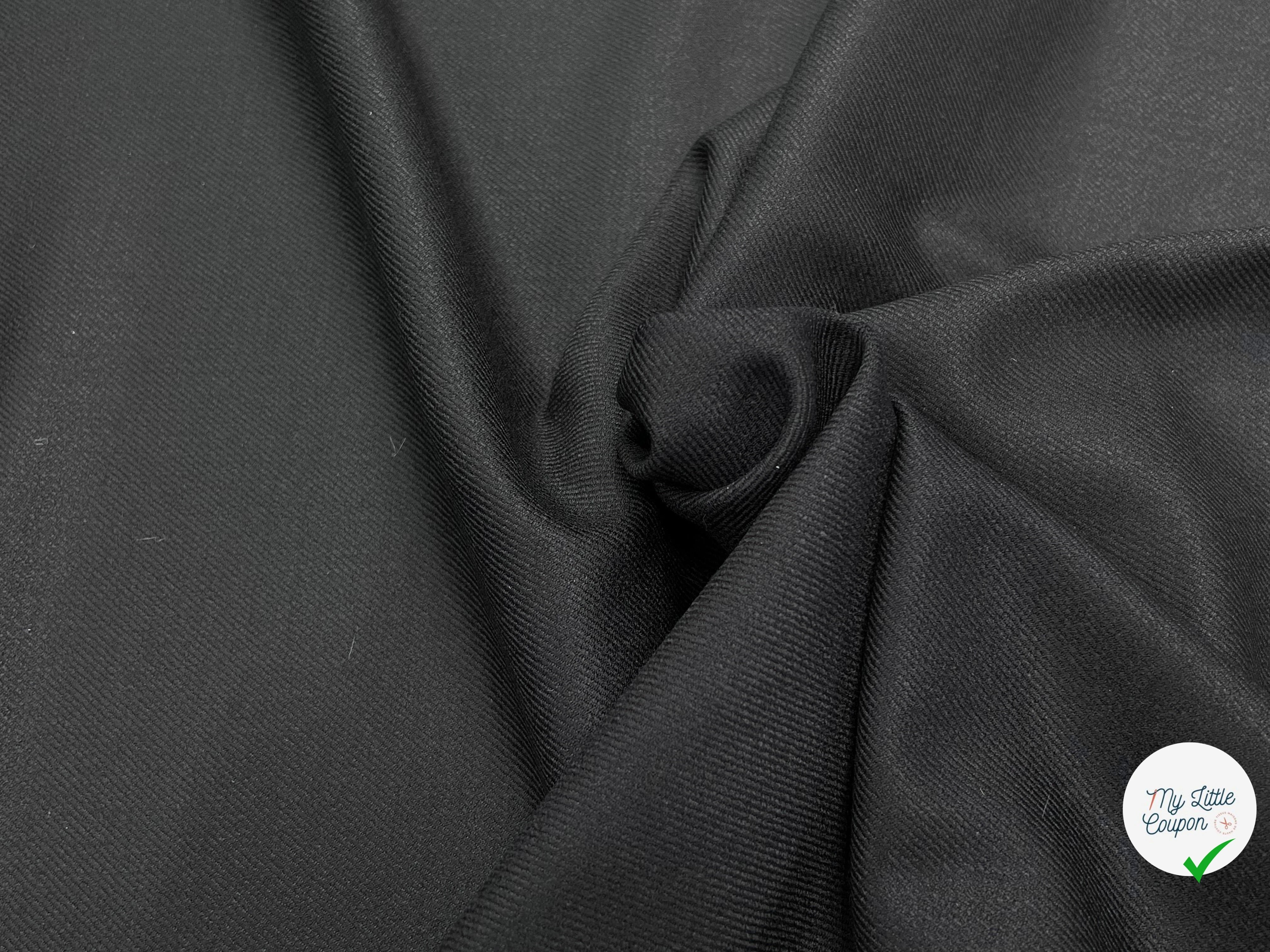 LAINAGE SERGÉ STRETCH LOURD ET FLUIDE SUBLIME NOIR 98% LAINE - My Little Coupon