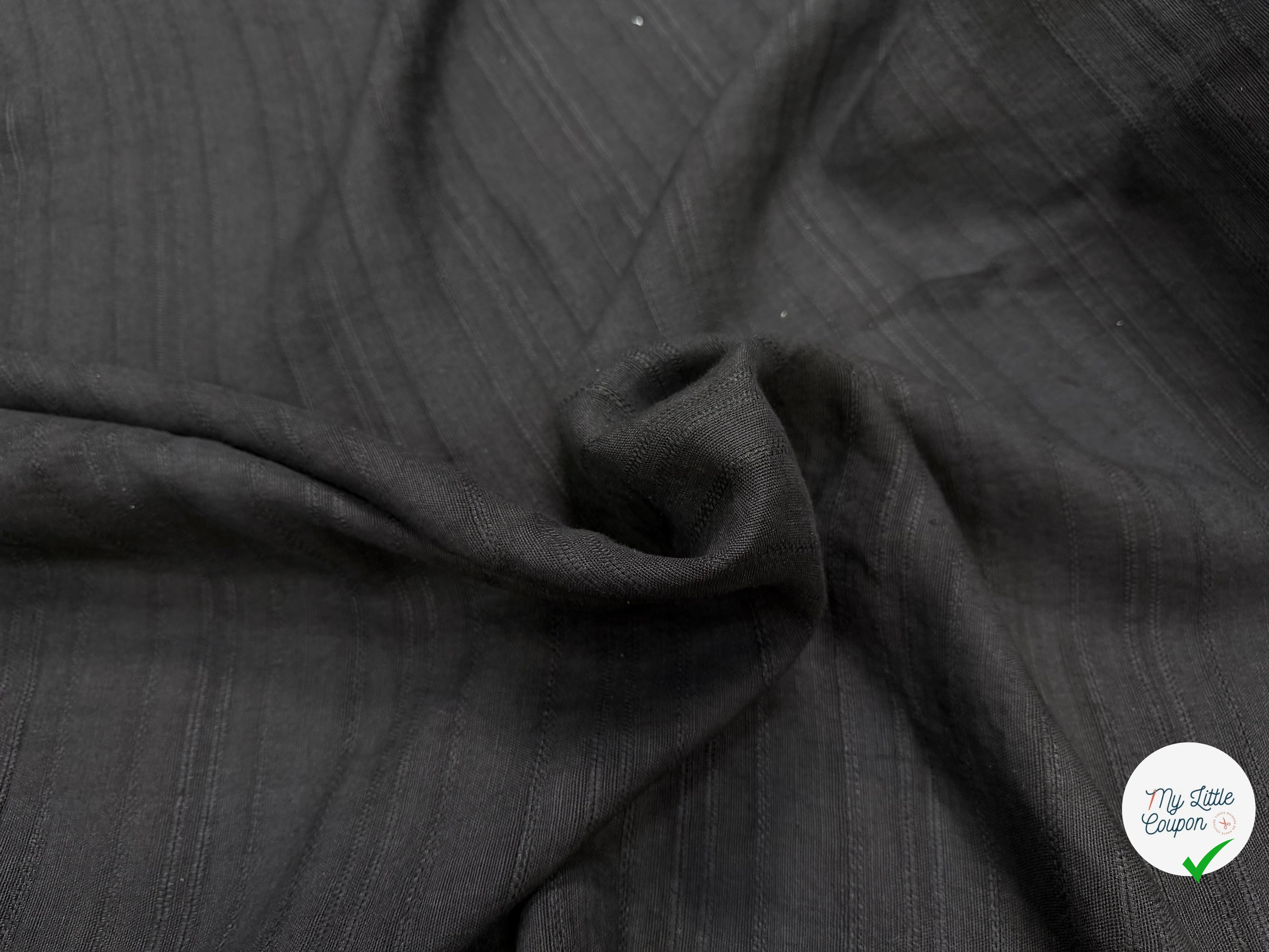 LIN VISCOSE NOIR SUPERBE TENUE RAYURES - My Little Coupon