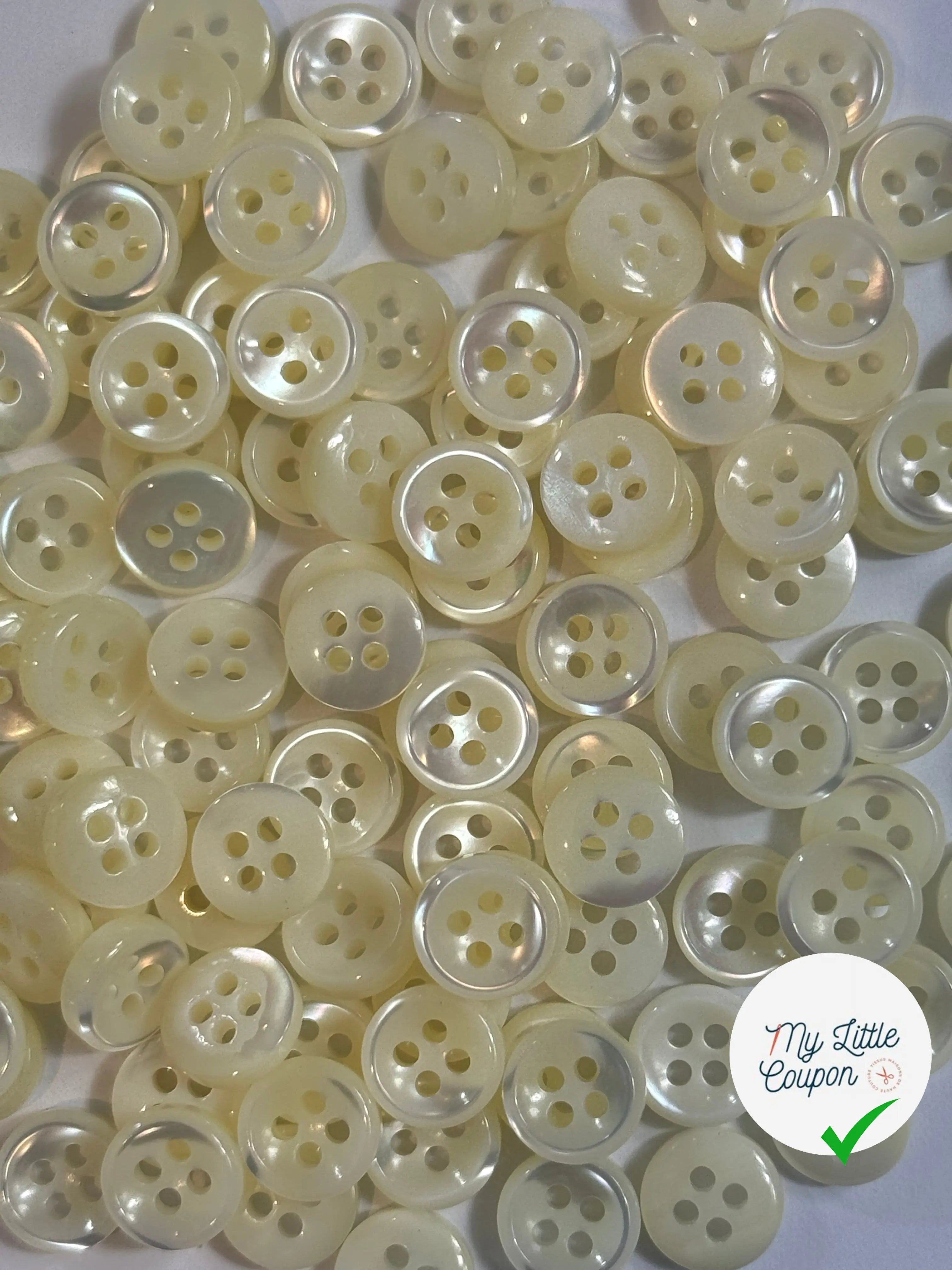 LOT DE 10 BOUTONS SOUPLES A 4 TROUS BLANC NACRE 9MM - My Little Coupon