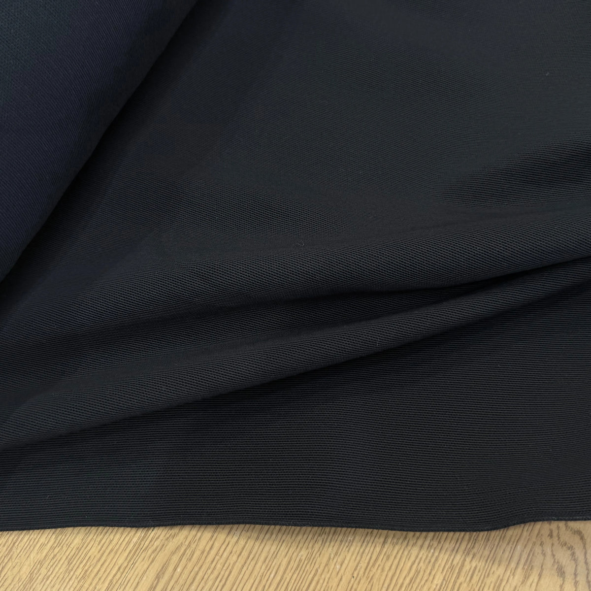 MAILLE COTON TECHNIQUE LOURDE PIQUÉE GRANDE LAIZE NOIR - My Little Coupon