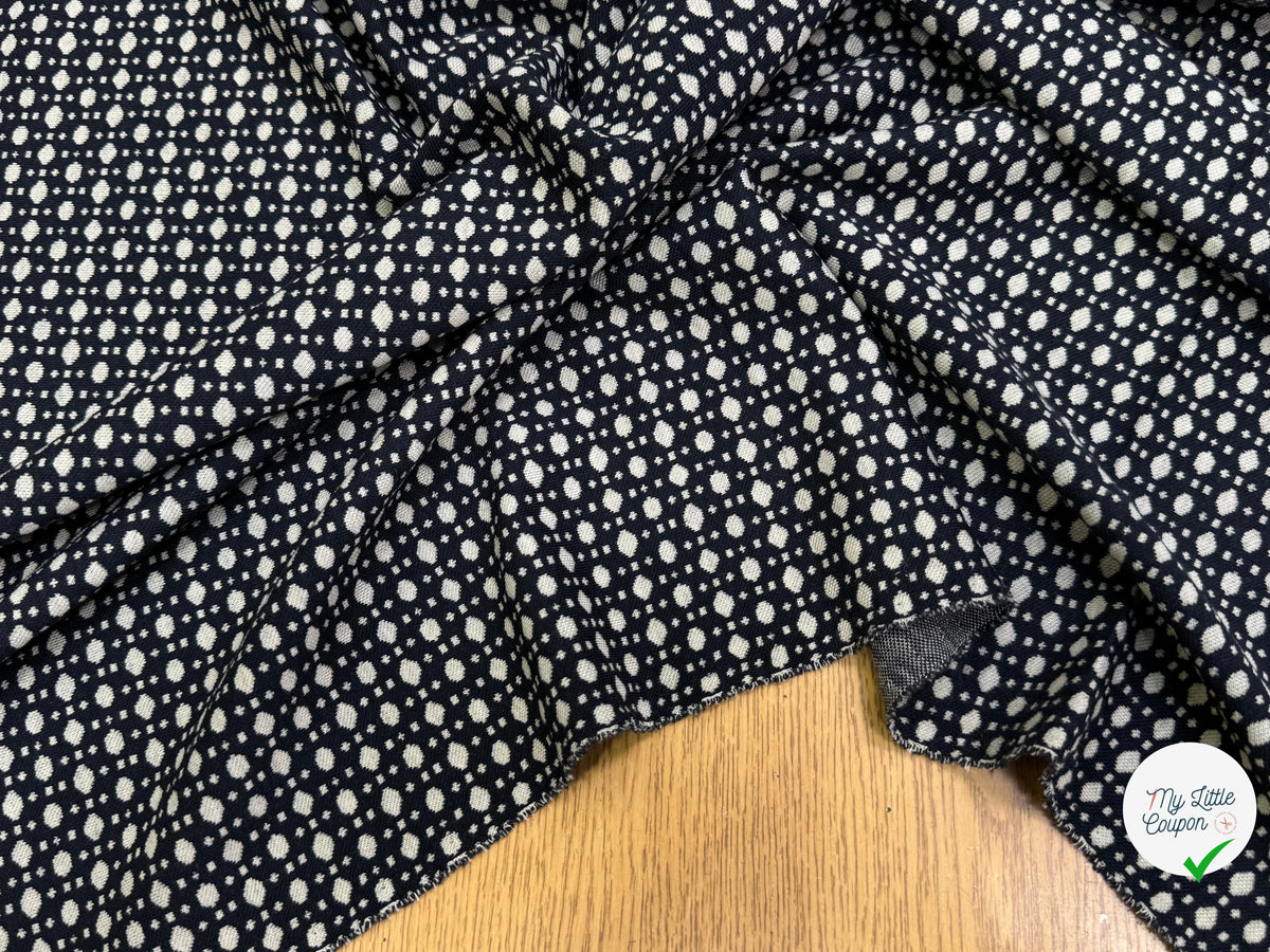 MAILLE JACQUARD ESPRIT MILANO MOTIF POIS ÉCRU FOND BLEU MARINE - My Little Coupon