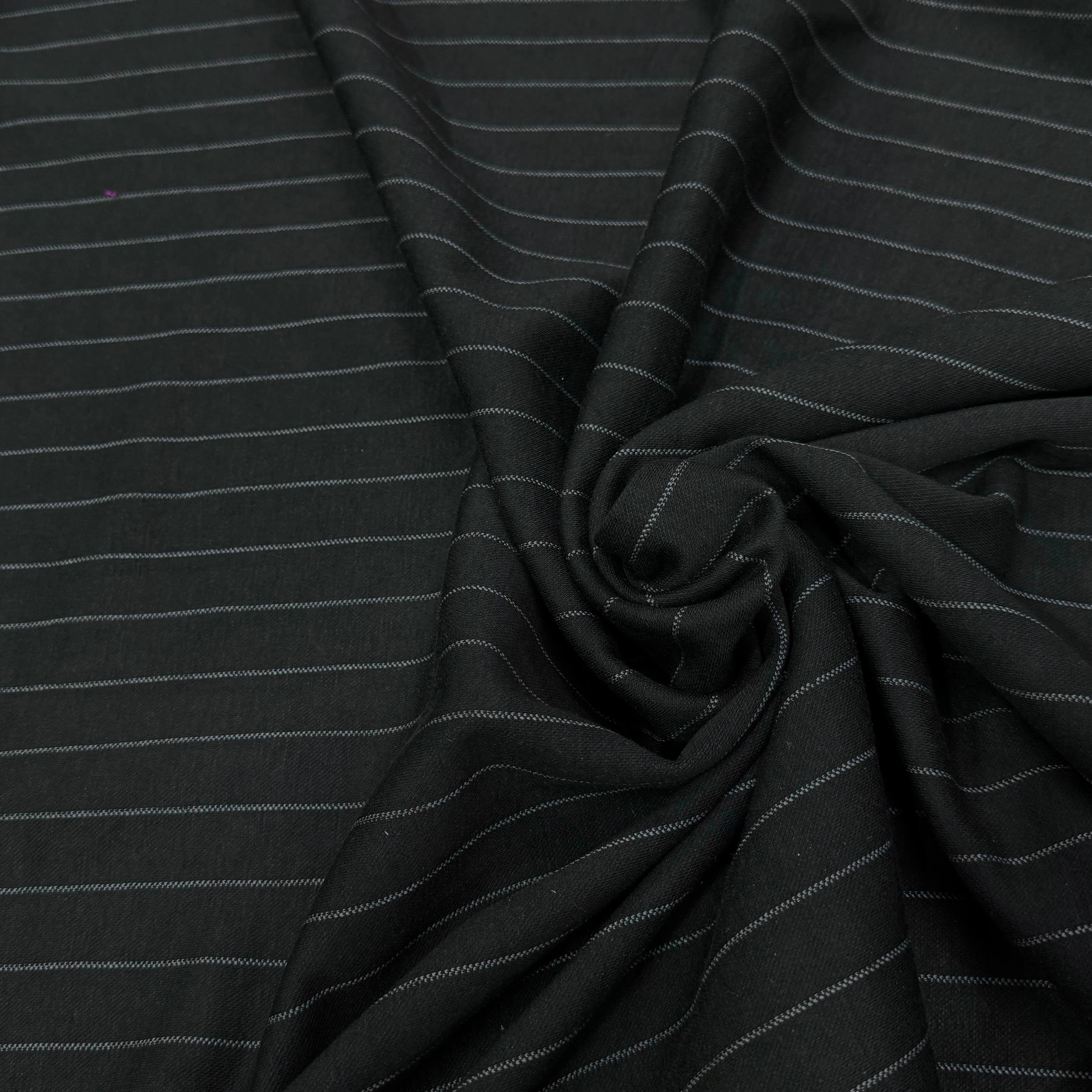 MAILLE LOURDE BELLE TENUE NOIR RAYURES - My Little Coupon