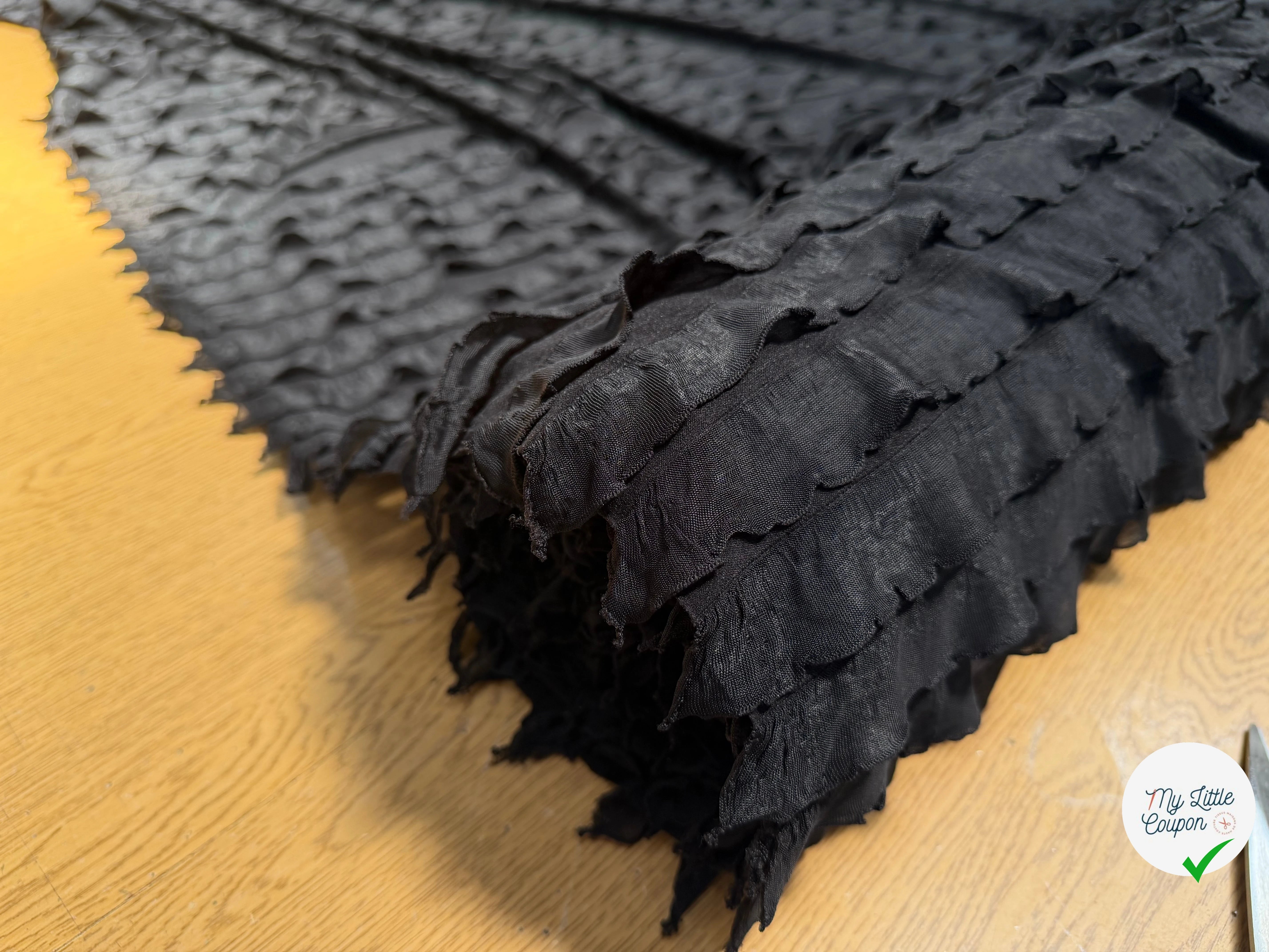 MAILLE NOIRE À VOLANT - My Little Coupon