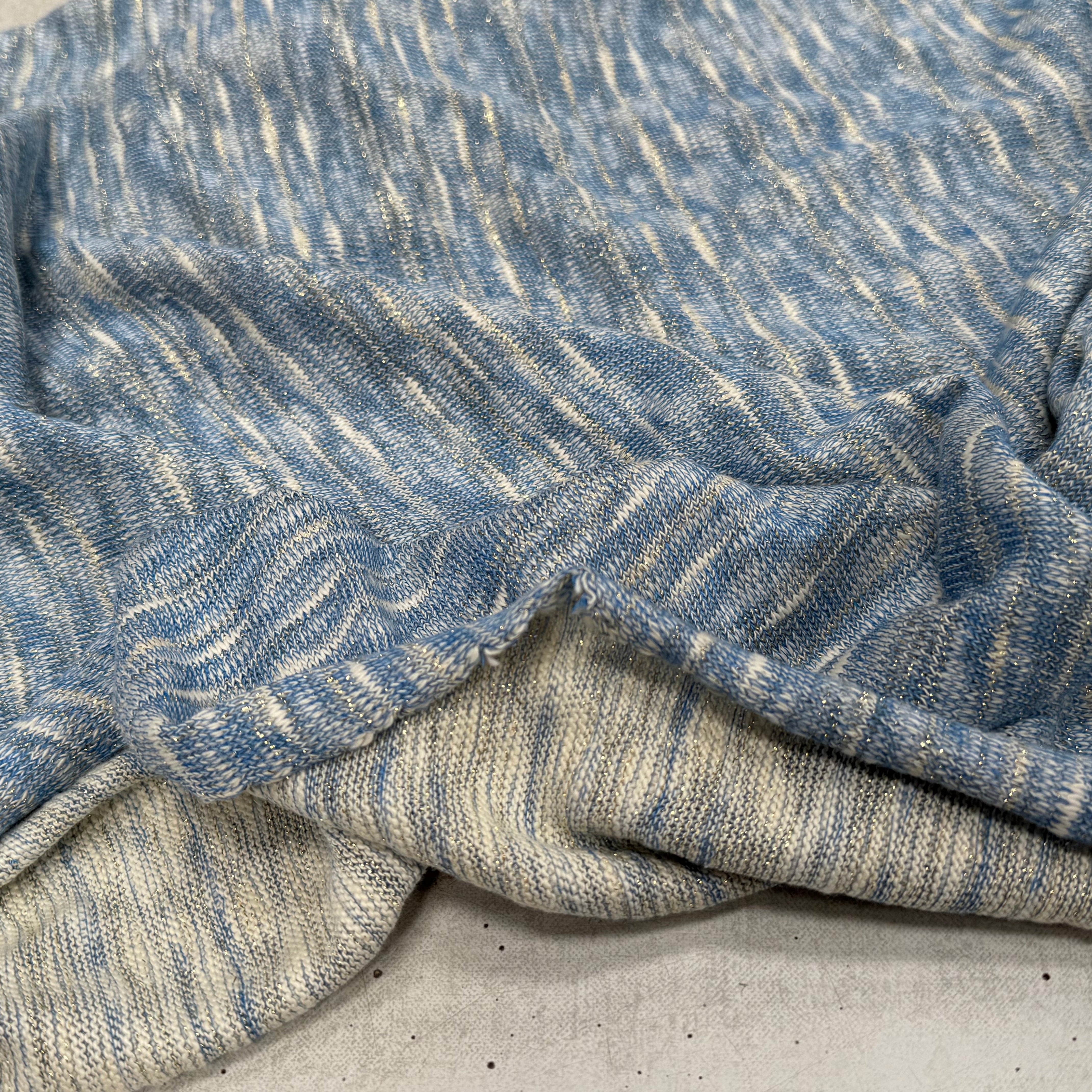 MAILLE TRICOT LÉGÈRE MOULINE BLEU ET LUREX - My Little Coupon