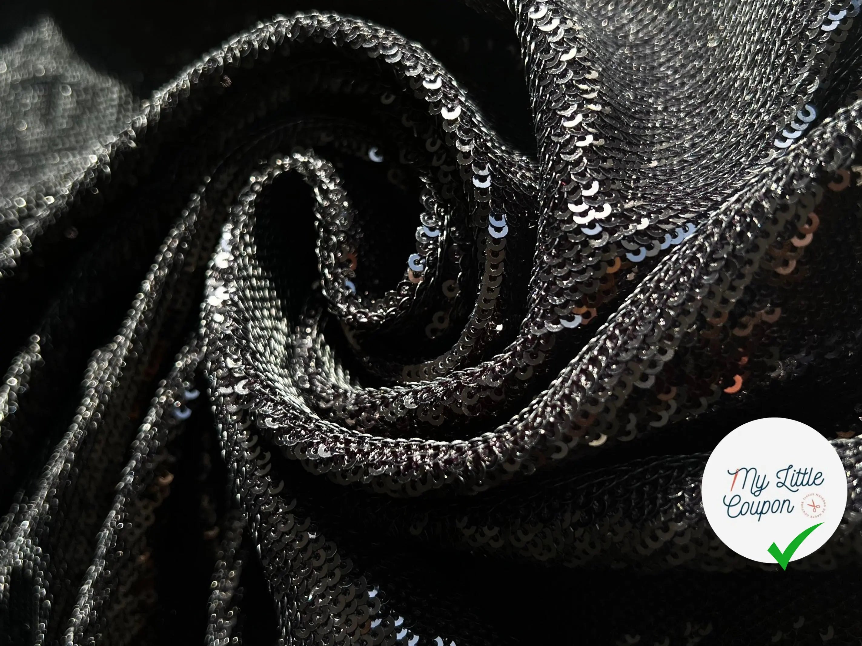 MINI SEQUIN NOIR STRUCTURE DENSE - coupon de 2 mĂštres 50 - My Little Coupon - tissu - coudre