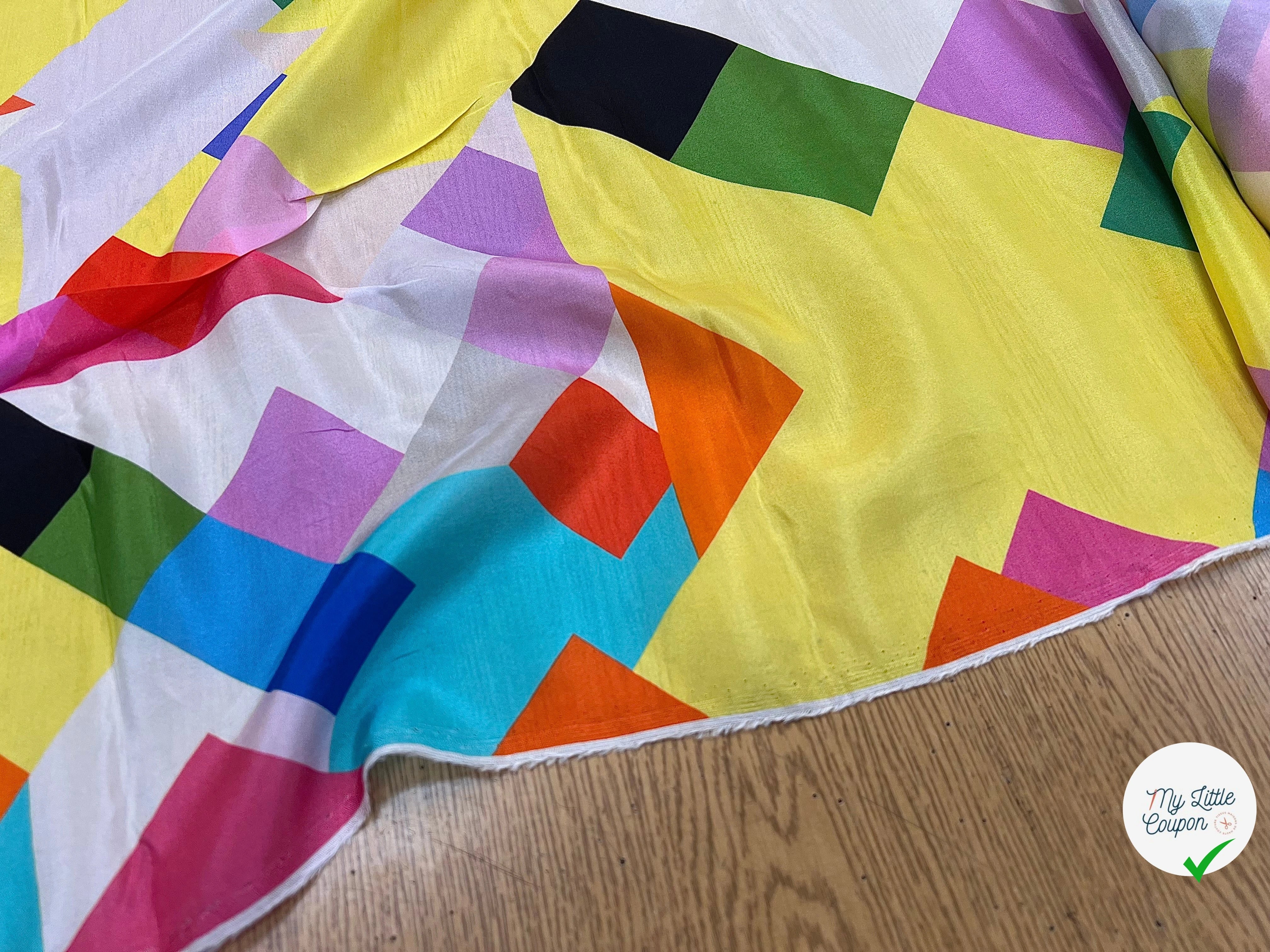 PONGÉ DE SOIE À MOTIF GÉOMETRIQUE MULTICOLORES 140CM - My Little Coupon