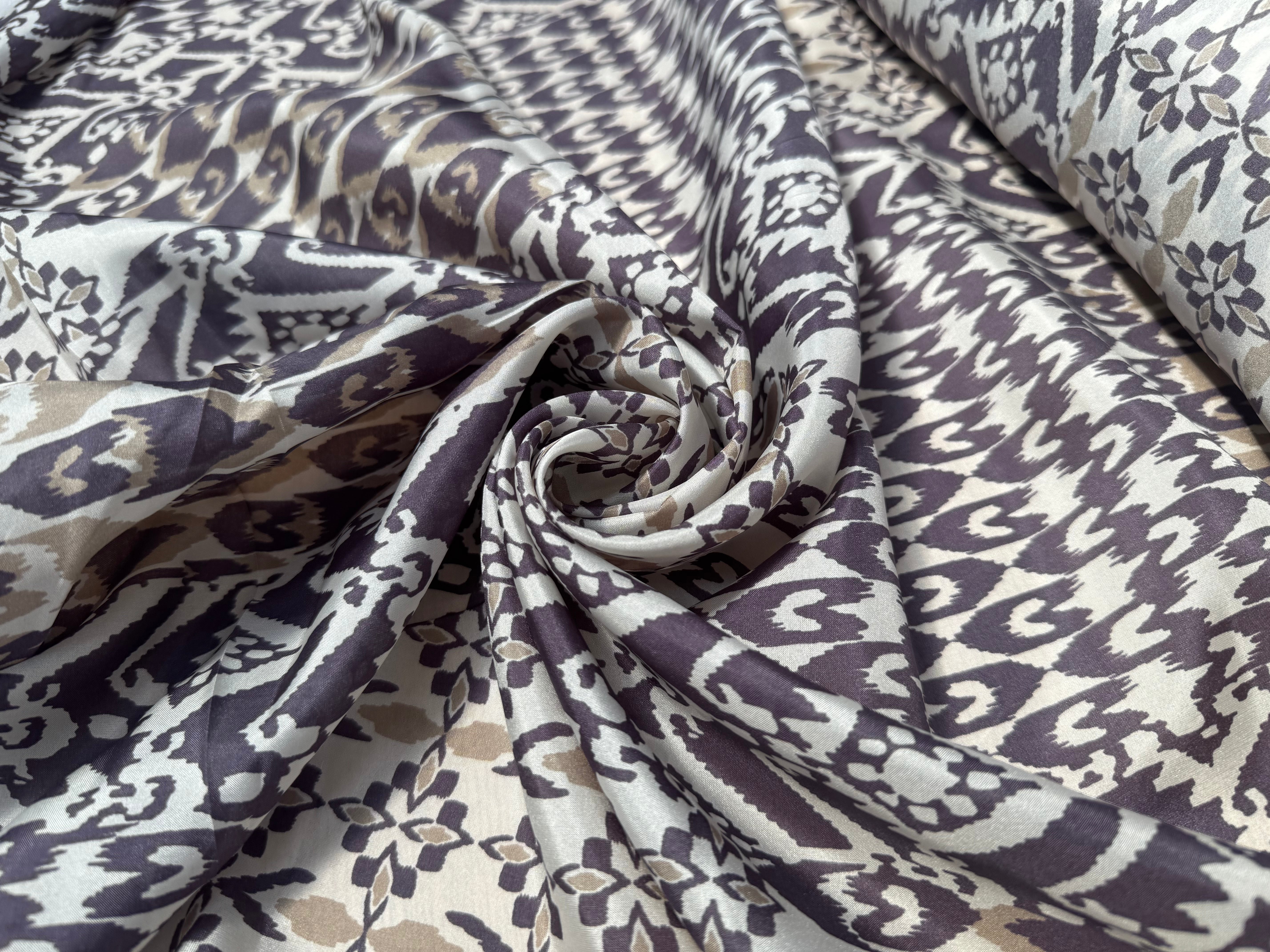 PONGÉ DE SOIE FOND BLANC MOTIFS ABSTRAIT VIOLET - My Little Coupon