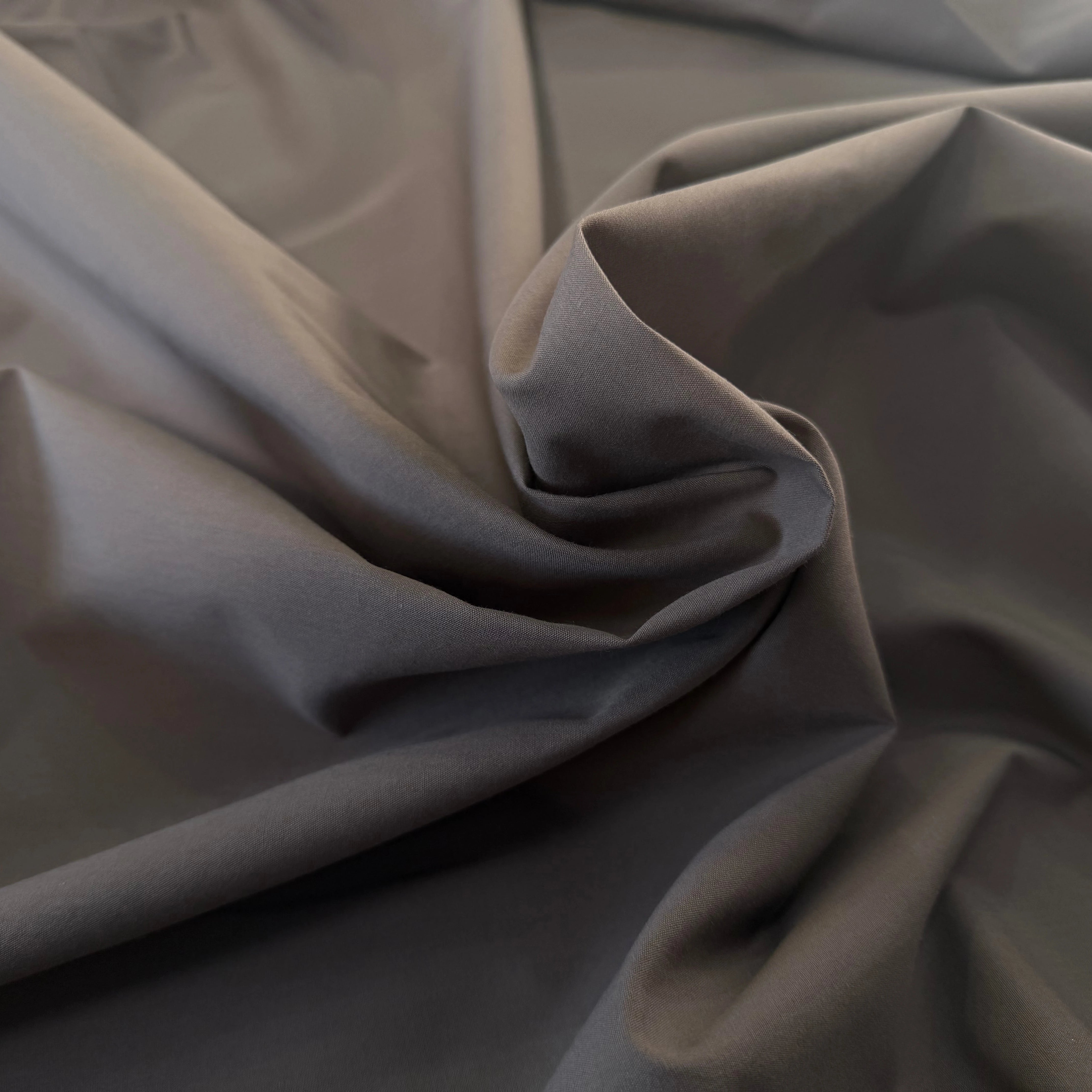 POPELINE COTON TAUPE LAIZE 150 - My Little Coupon