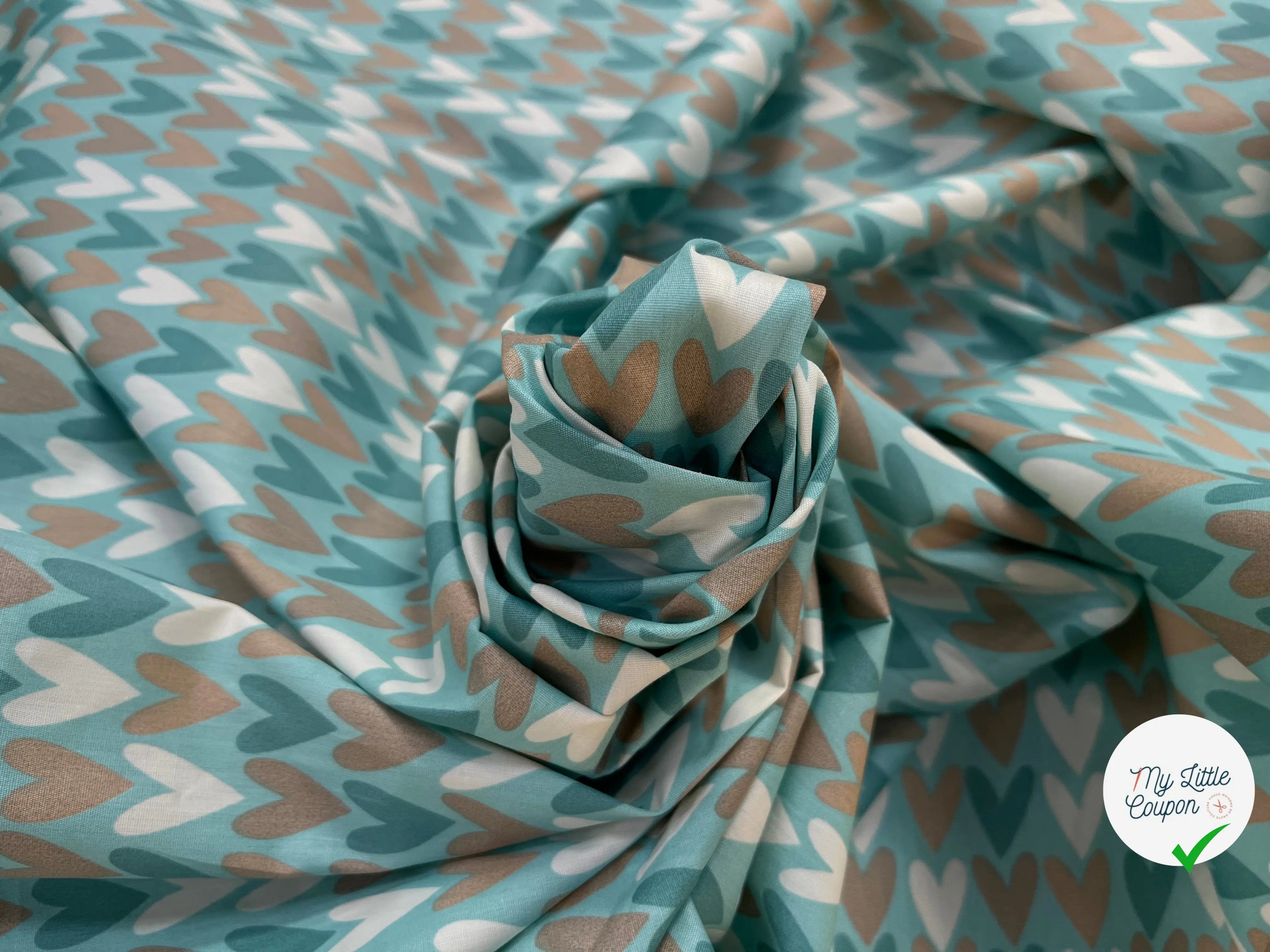 POPELINE DE COTON 120 FILS MOTIF COEUR FOND BLEU - My Little Coupon