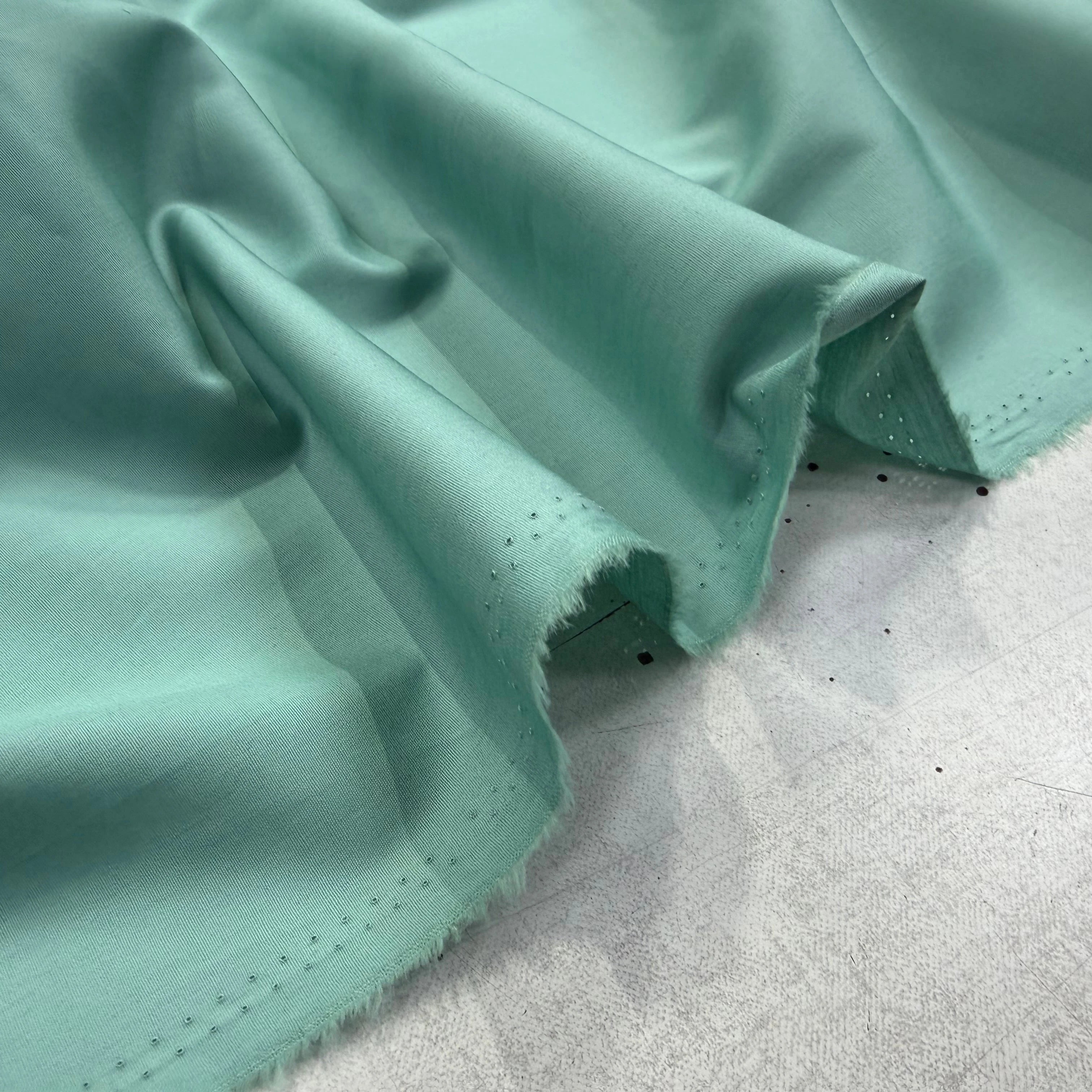 POPELINE DE COTON CELADON 150 CM - My Little Coupon