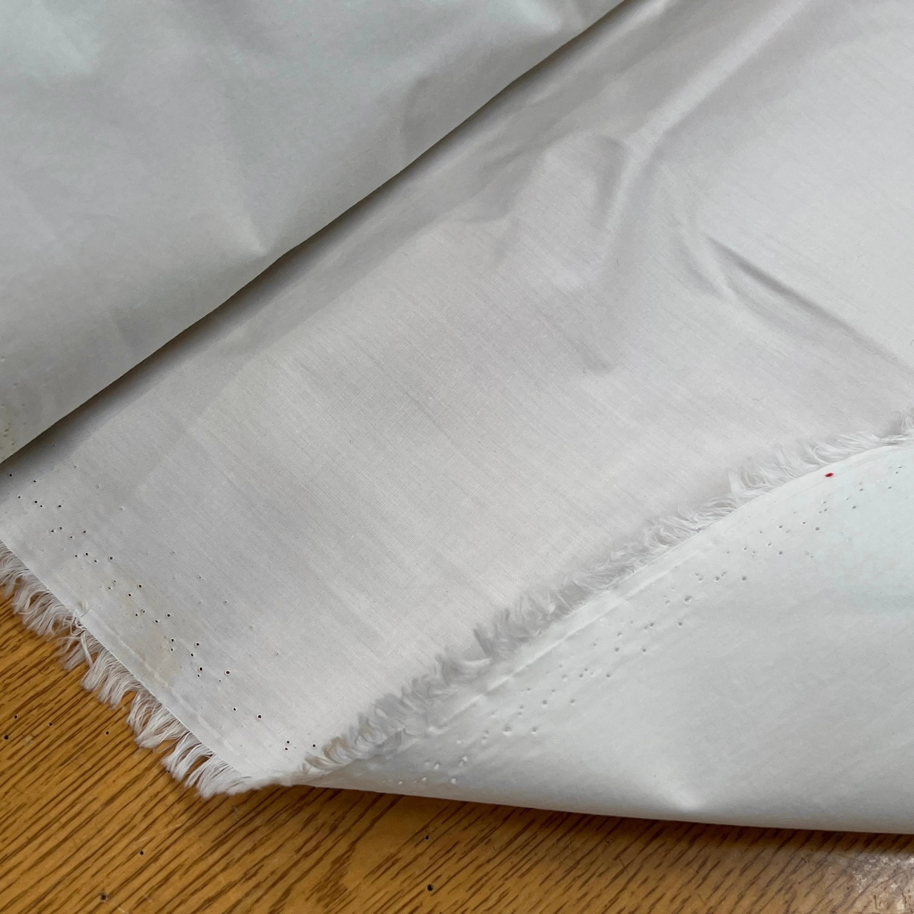POPELINE DE COTON CRAQUANTE CRAIE 100% COTON 150CM - My Little Coupon