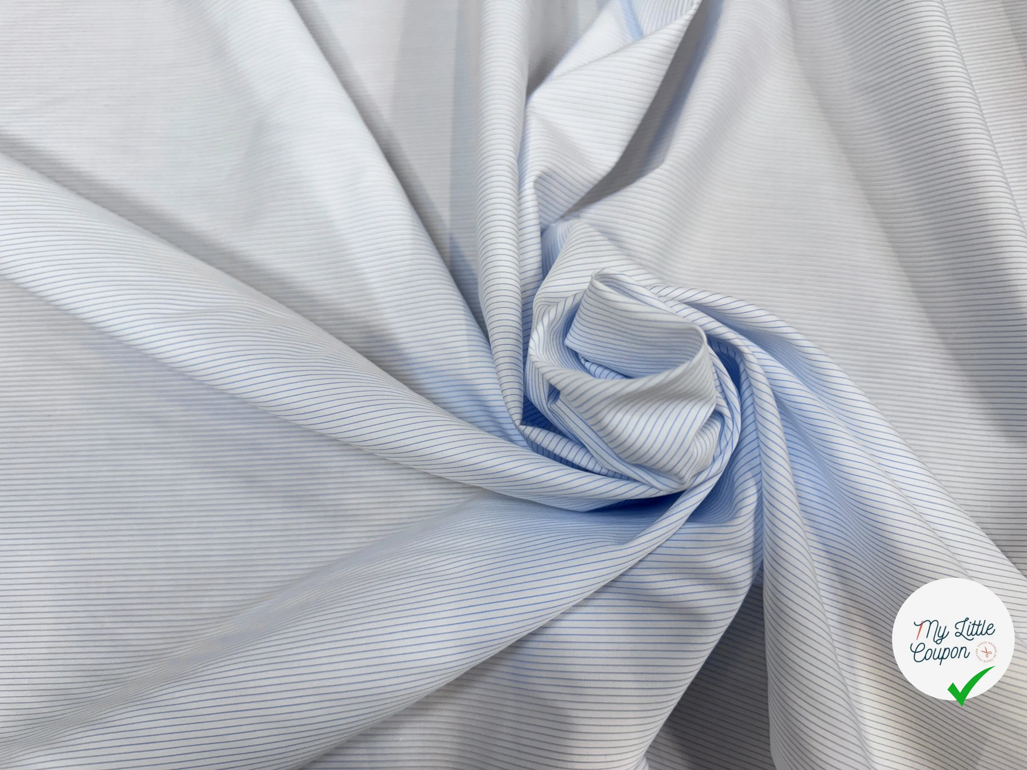 POPELINE DE COTON FINES RAYURES BLEU CLAIR BLEU CLAIRE ANDREZZA & CASTELLI - My Little Coupon