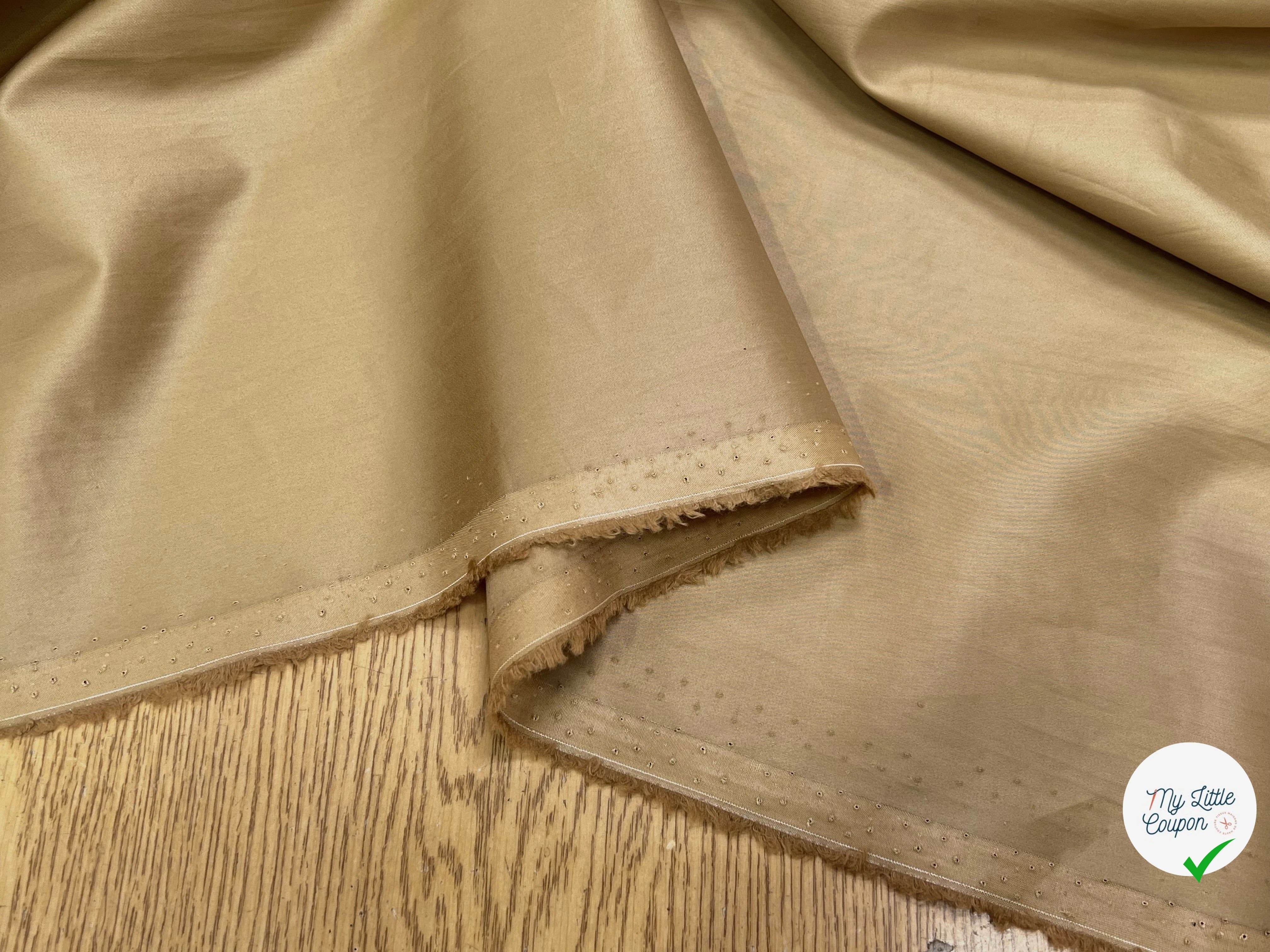 POPELINE DE COTON LISSE BEIGE LÉGÈREMENT SATINÉ FONCÉ 140CM - My Little Coupon