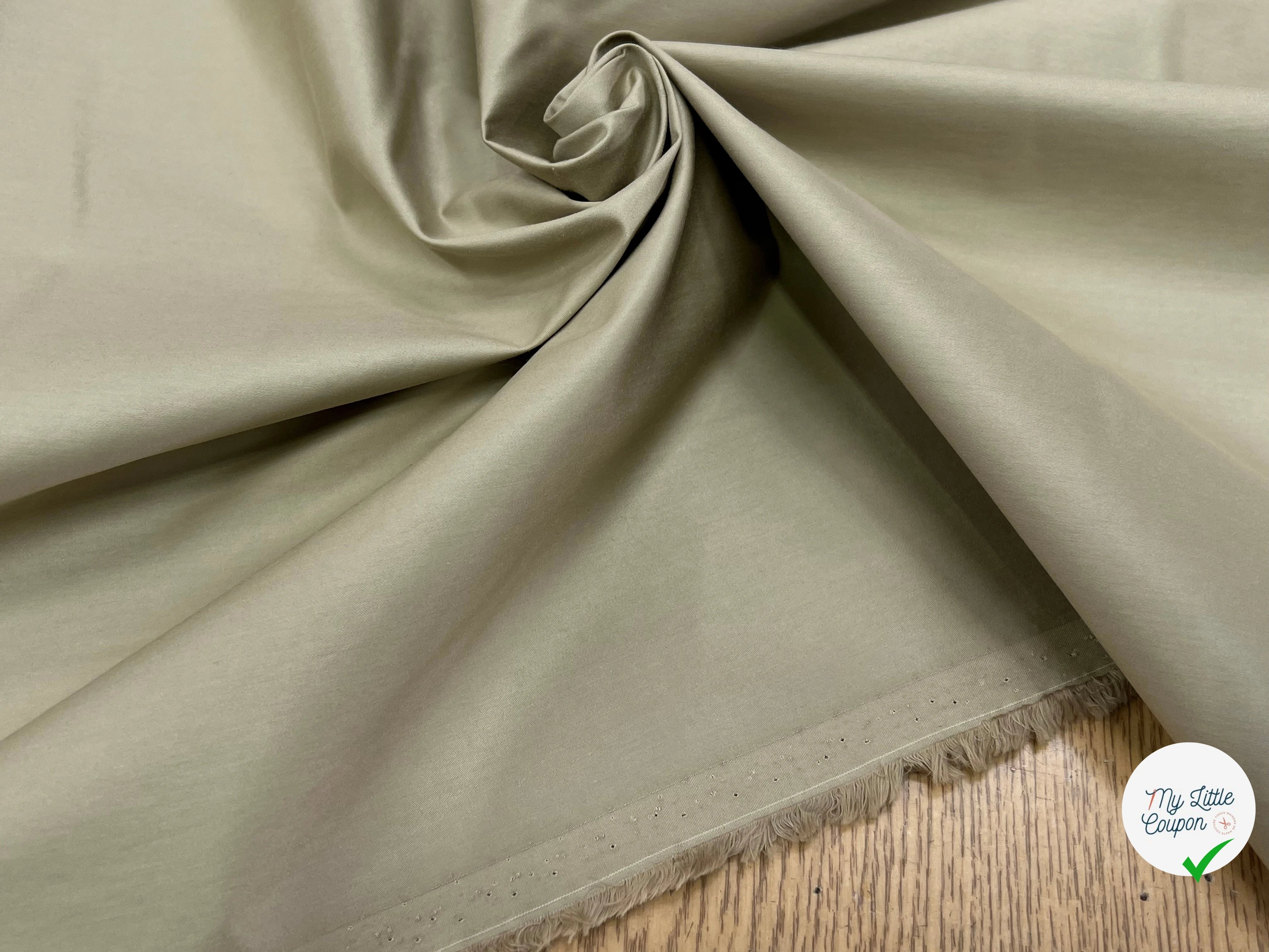 POPELINE DE COTON LISSE LÉGÈREMENT SATINÉ BEIGE CLAIR (SABLE) 140CM - My Little Coupon