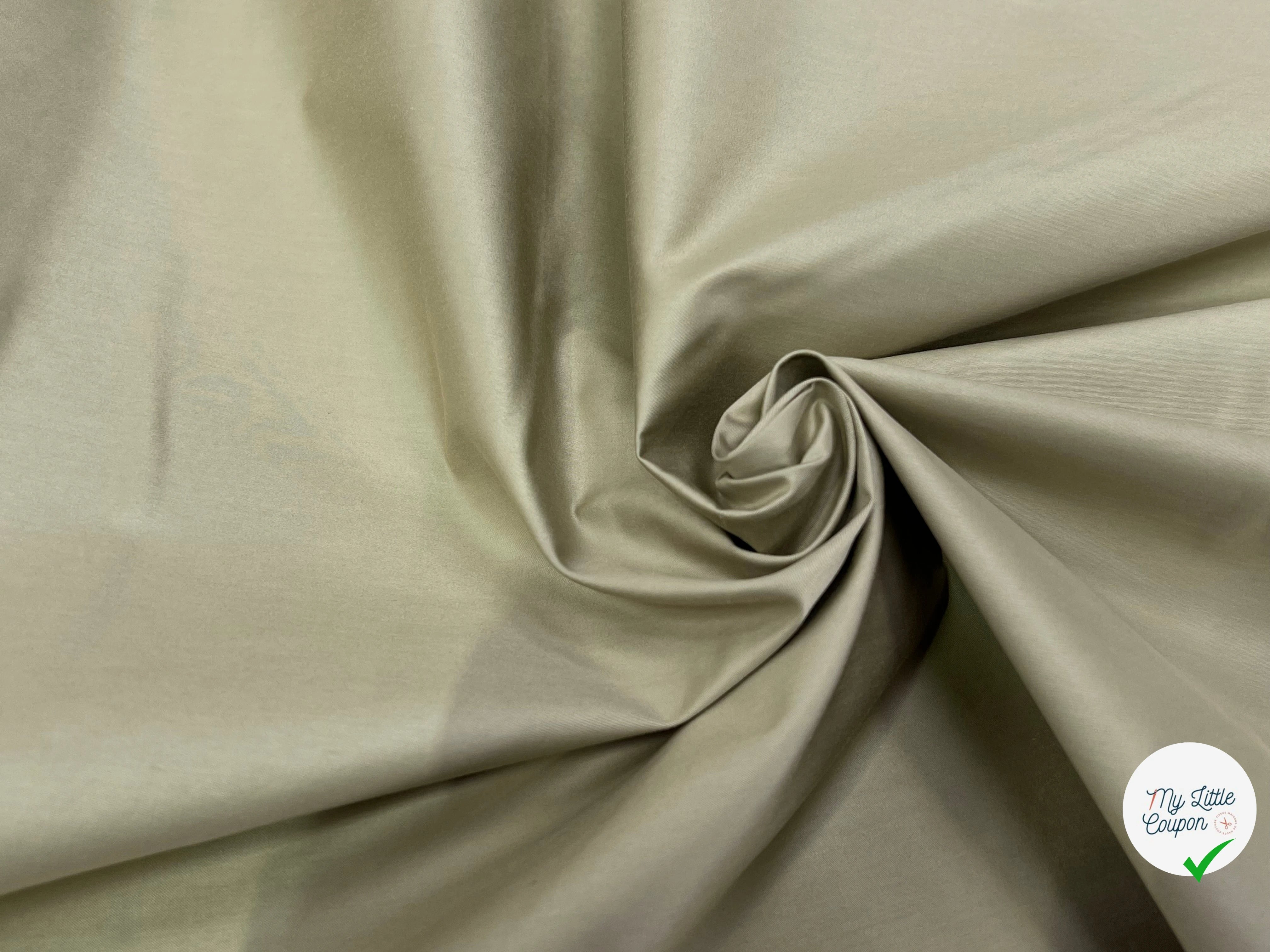POPELINE DE COTON LISSE LÉGÈREMENT SATINÉ BEIGE CLAIR (SABLE) 140CM - My Little Coupon