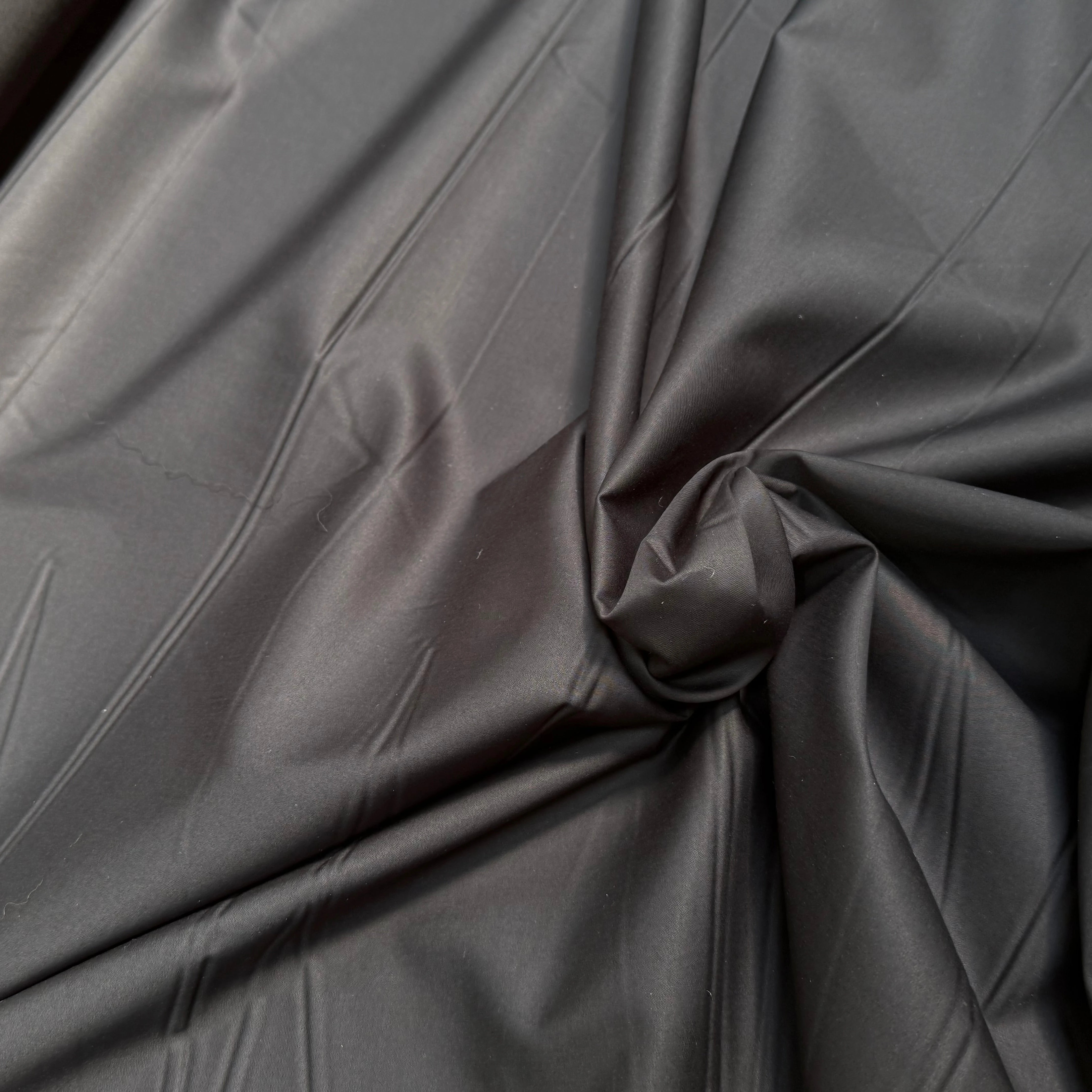 POPELINE DE COTON LISSE QUALITÉ COUTURE NOIR 200 - My Little Coupon