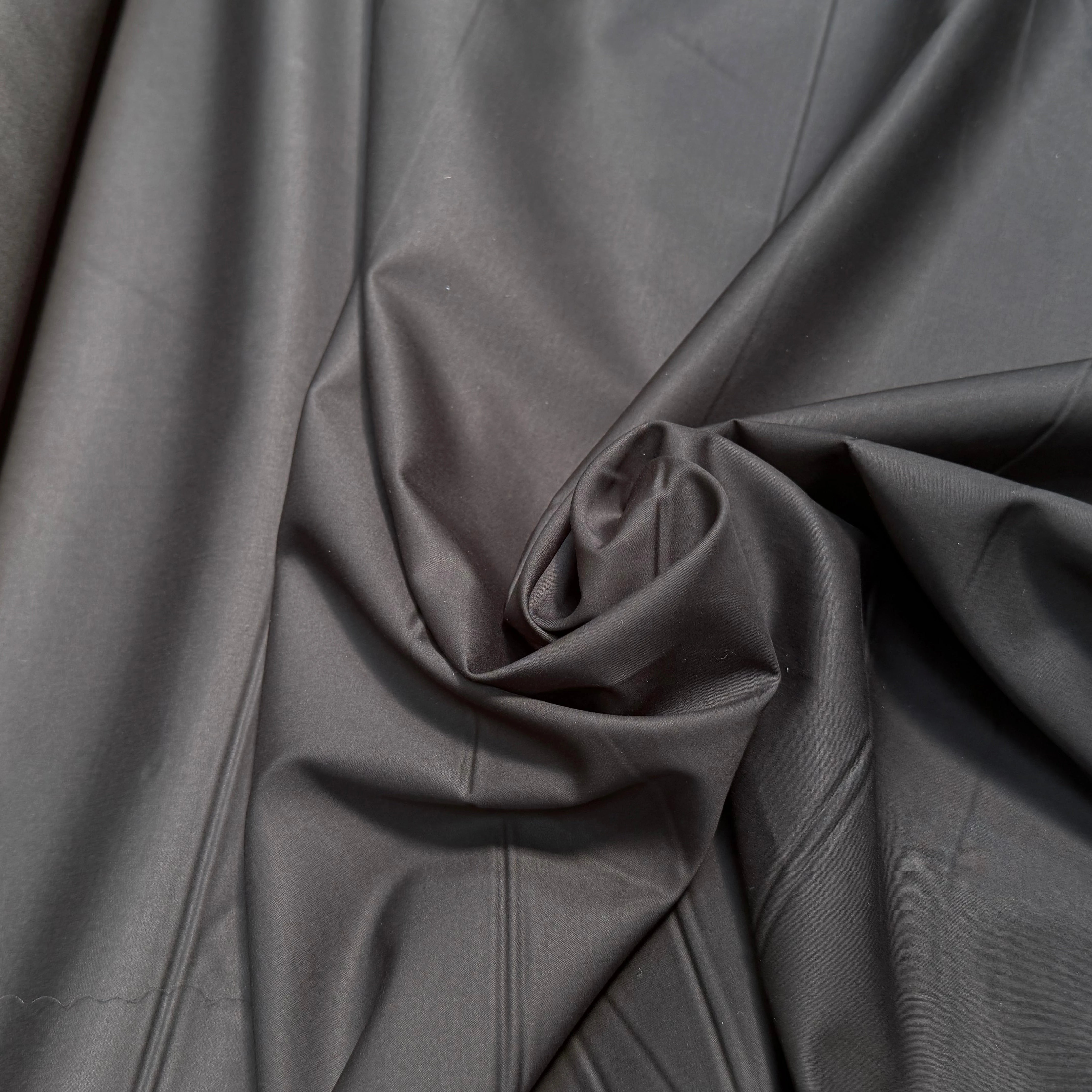 POPELINE DE COTON LISSE QUALITÉ COUTURE NOIR 200 - My Little Coupon