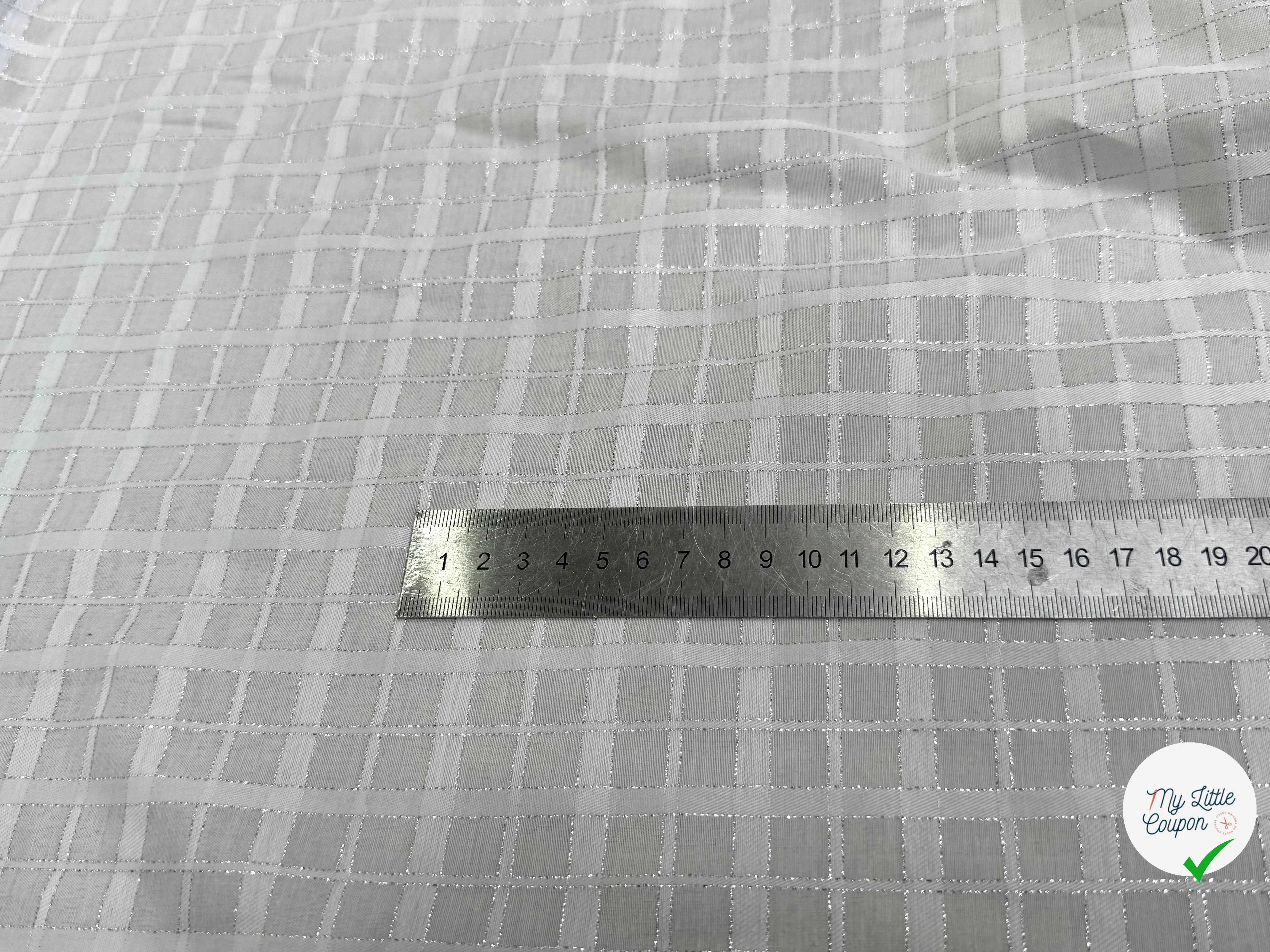 POPELINE POLYCOTON LUREX CARREAUX BLANC - My Little Coupon