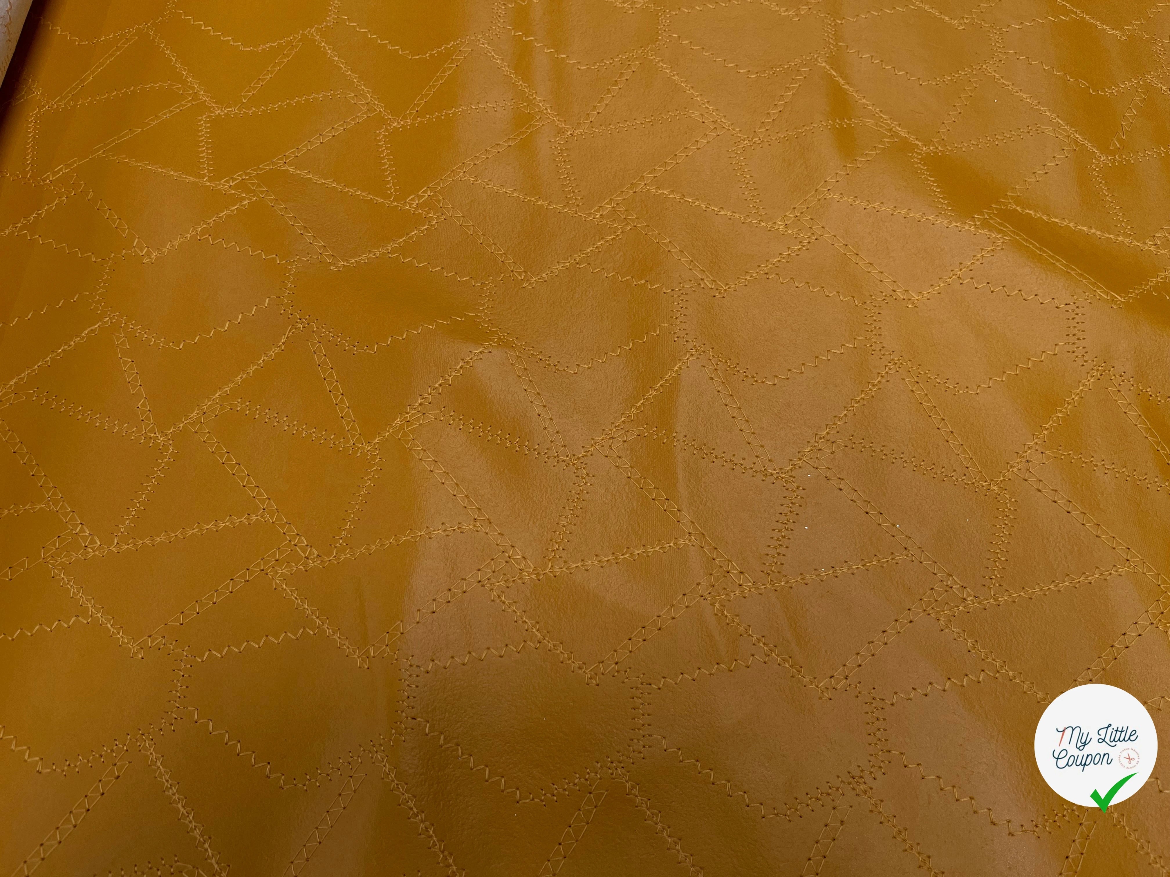 SATIN CUIR JAUNE MOUTARDE MOTIF GÉOMETRIQUE AVEC FIL - My Little Coupon