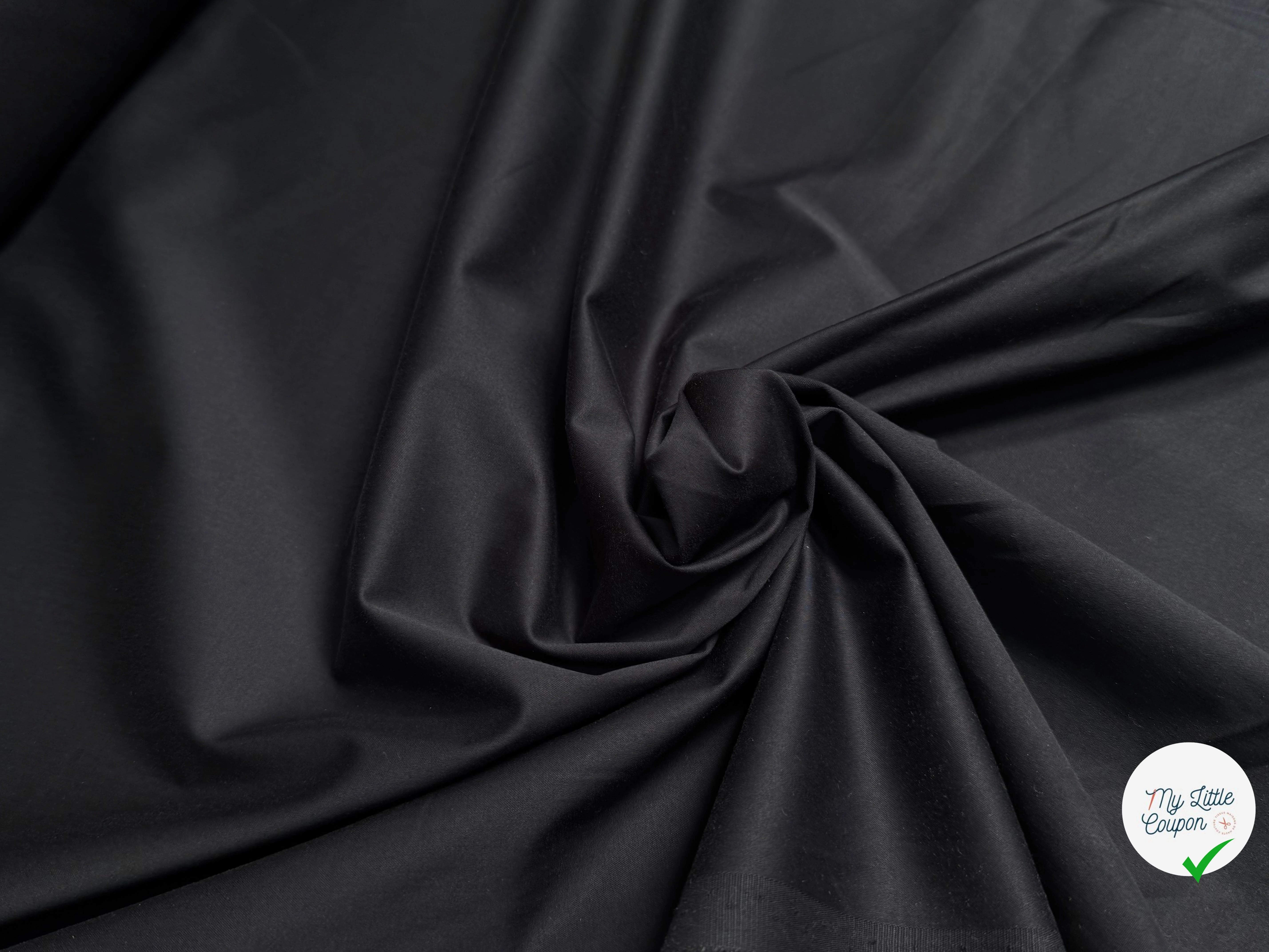 SATIN DE COTON BELLE TENUE NOIR LÉGÈREMENT STRETCH - My Little Coupon