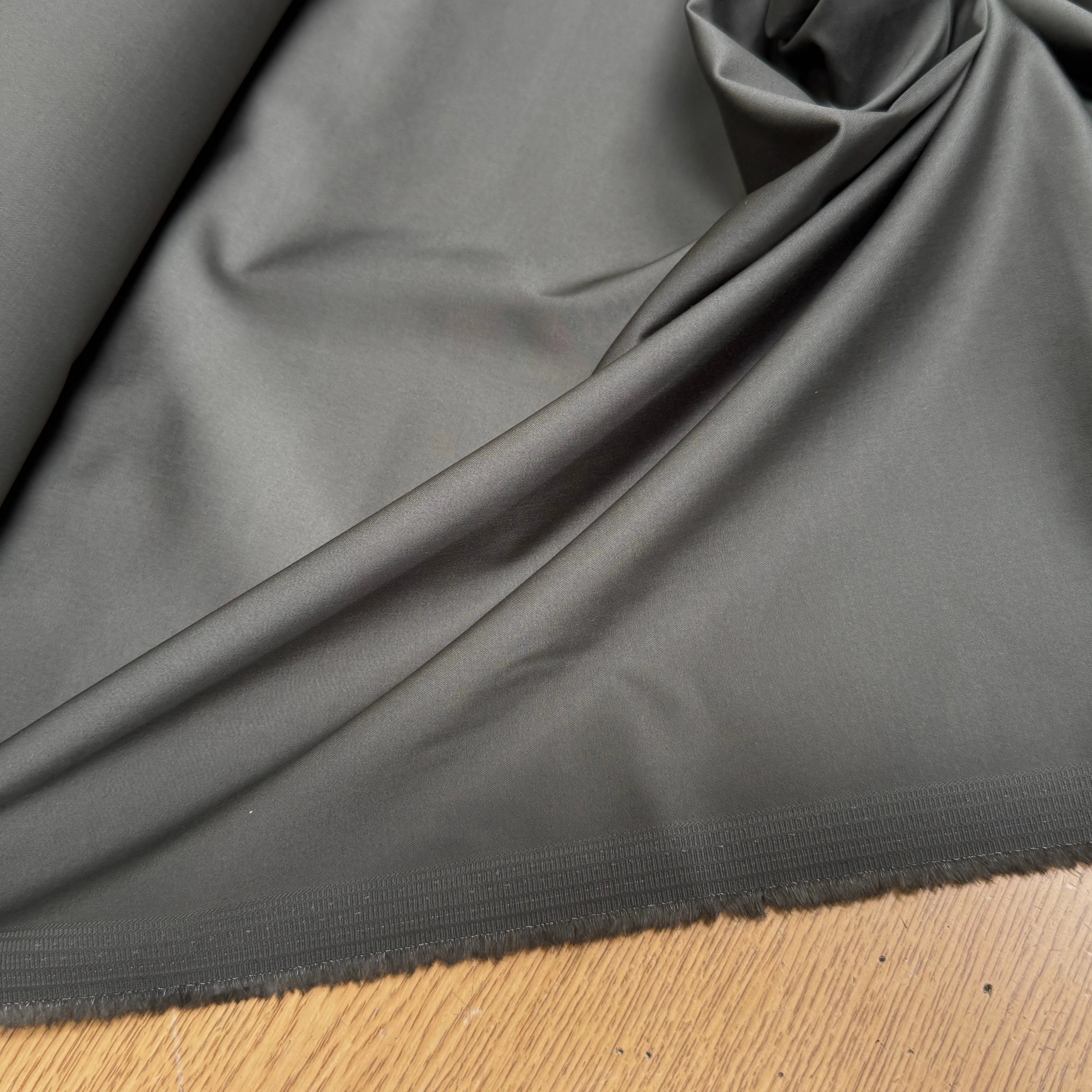 SATIN DE COTON GRIS FONCÉ QUALITÉ COUTURE STRETCH - My Little Coupon