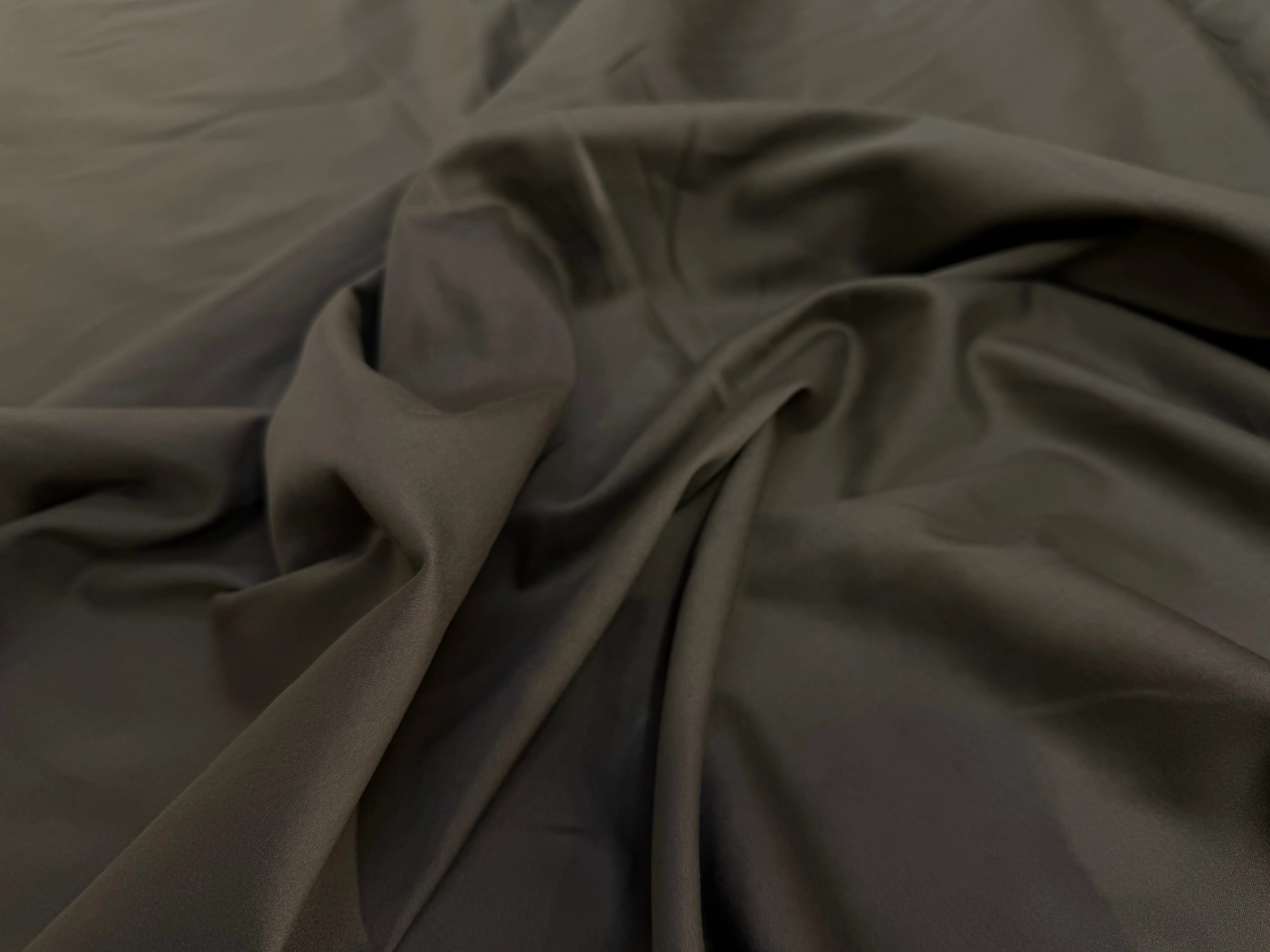 SATIN DE COTON STRETCH QUALITÉ COUTURE KHAKI - My Little Coupon