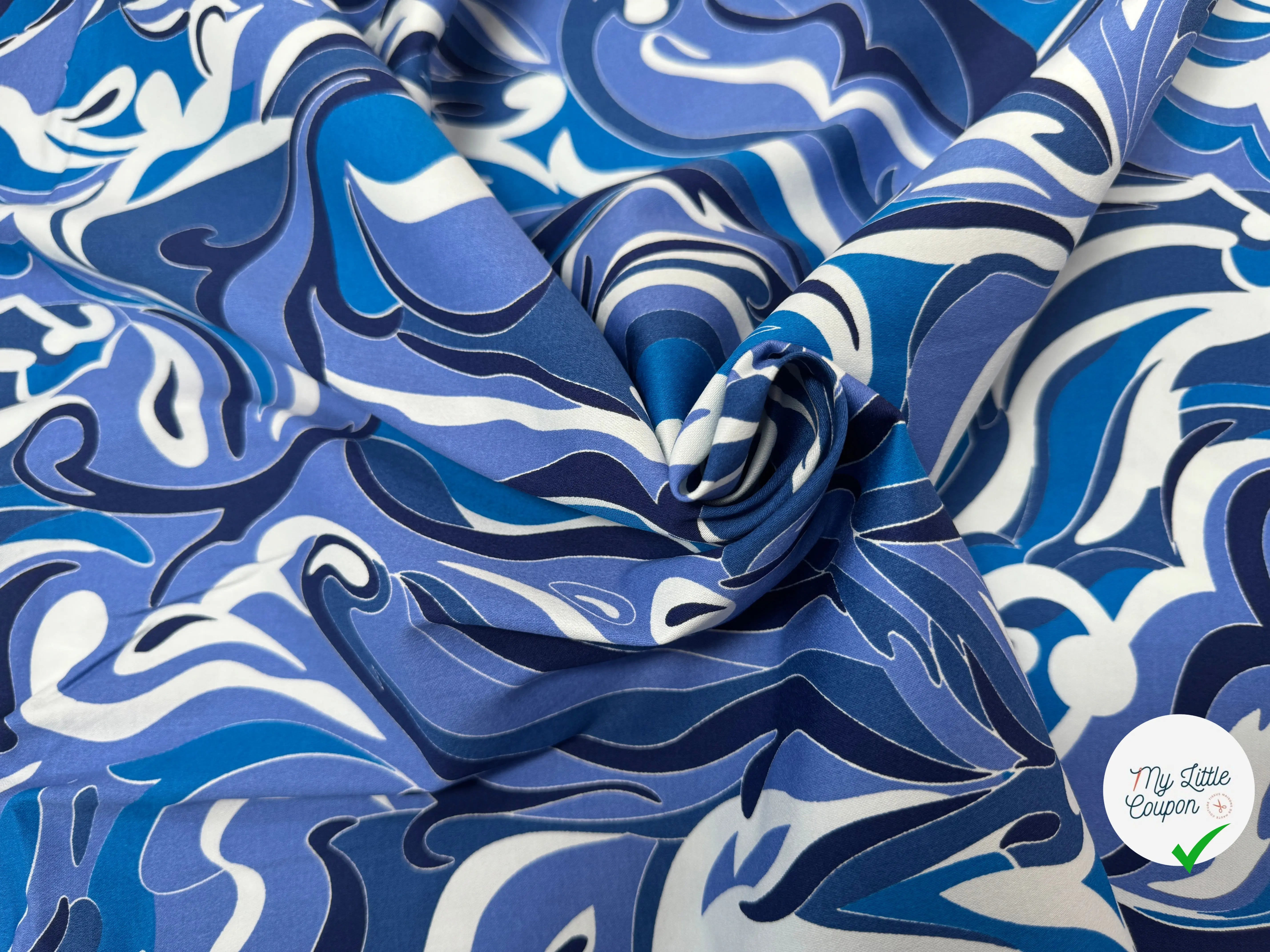 SATIN DE COTON TISSU IMPRIMÉ ABSTRAIT COBALT - My Little Coupon