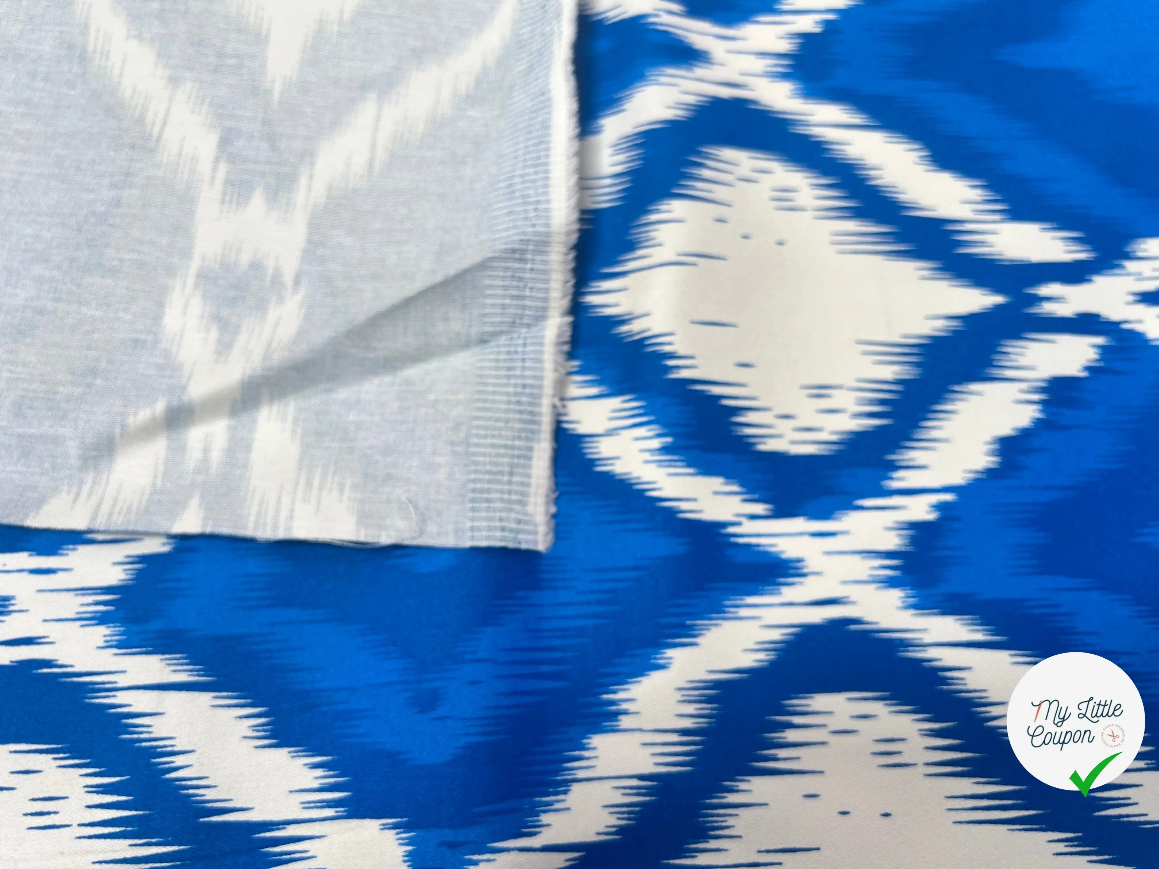 SATIN DE COTON TISSU IMPRIMÉ ABSTRAIT COBALT - My Little Coupon