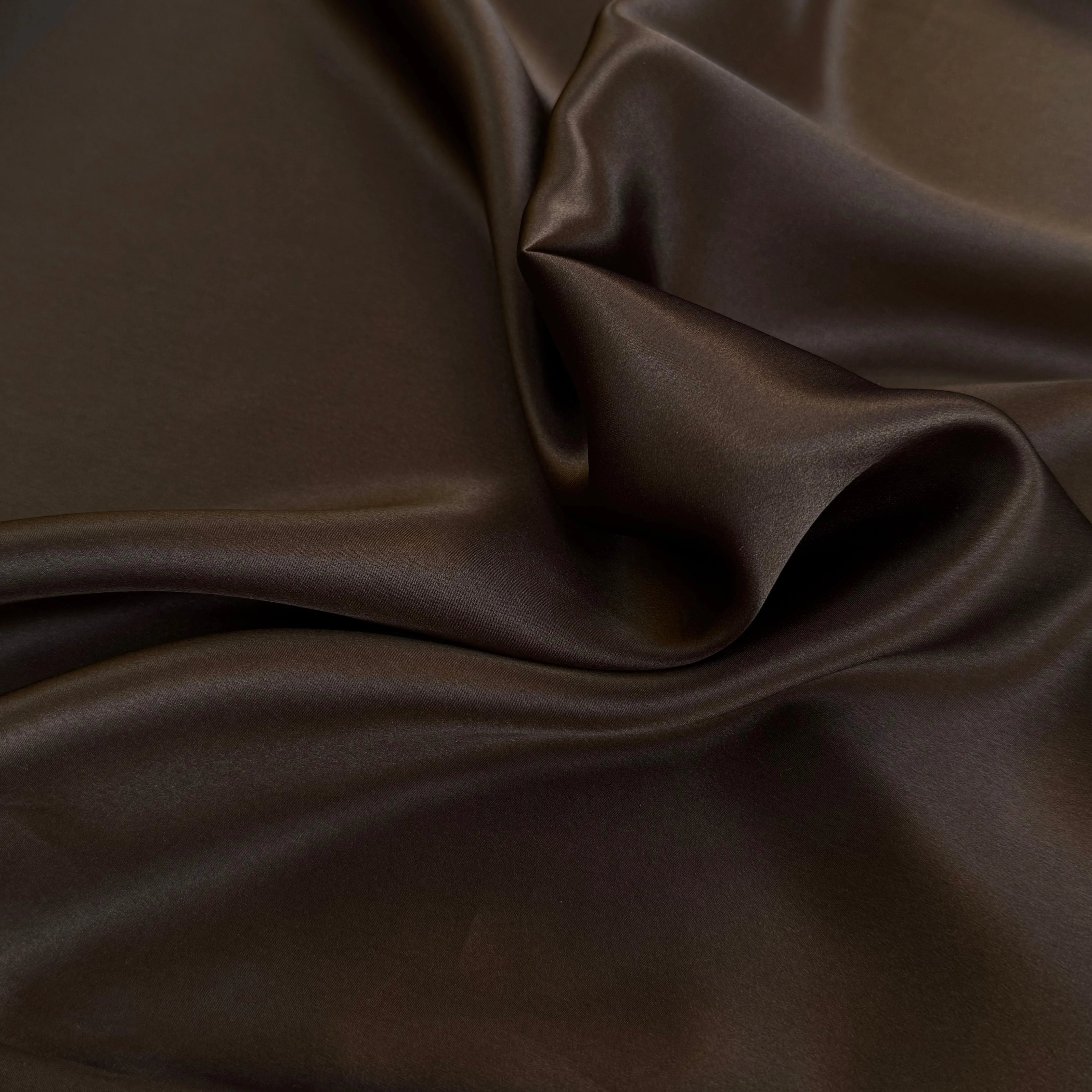 SATIN DE SOIE FLUIDE MARRON FONCÉ 110CM - My Little Coupon