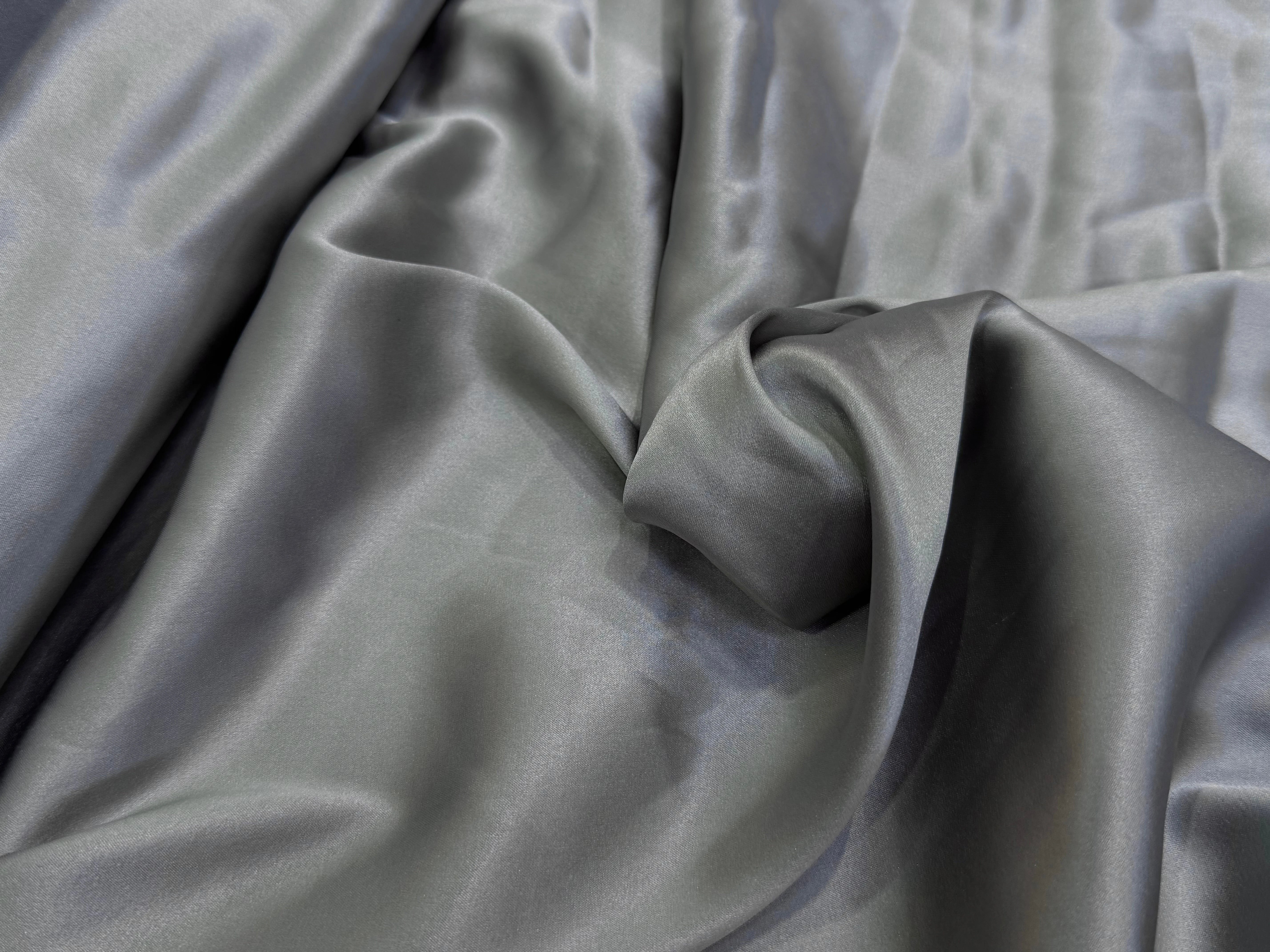 SATIN DE SOIE STRETCH GRIS ACIER FLUIDE 100 DE LAIZE - My Little Coupon
