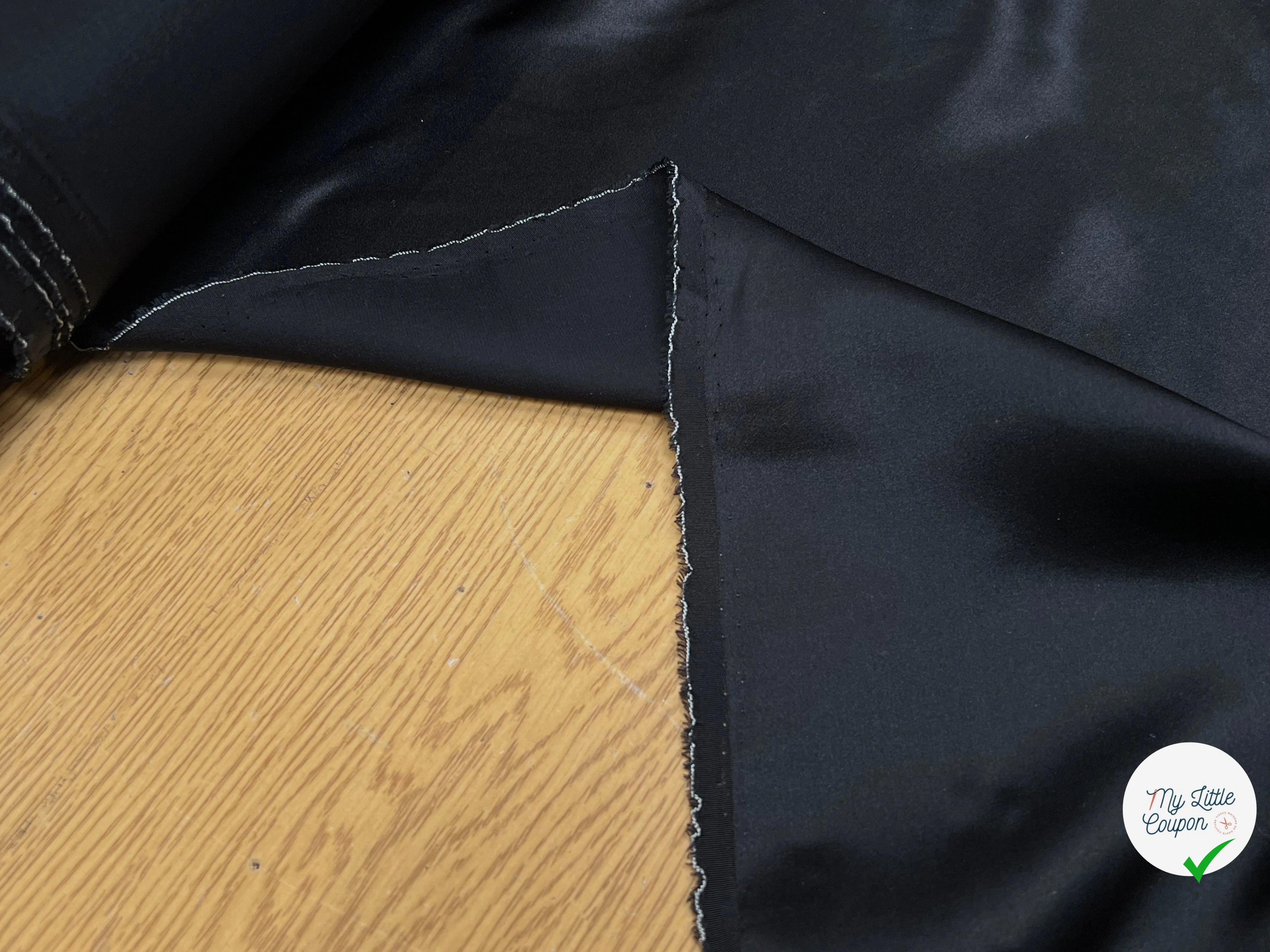SATIN DE SOIE UNI NOIR SAIVANA 100% SOIE FLUIDE - My Little Coupon