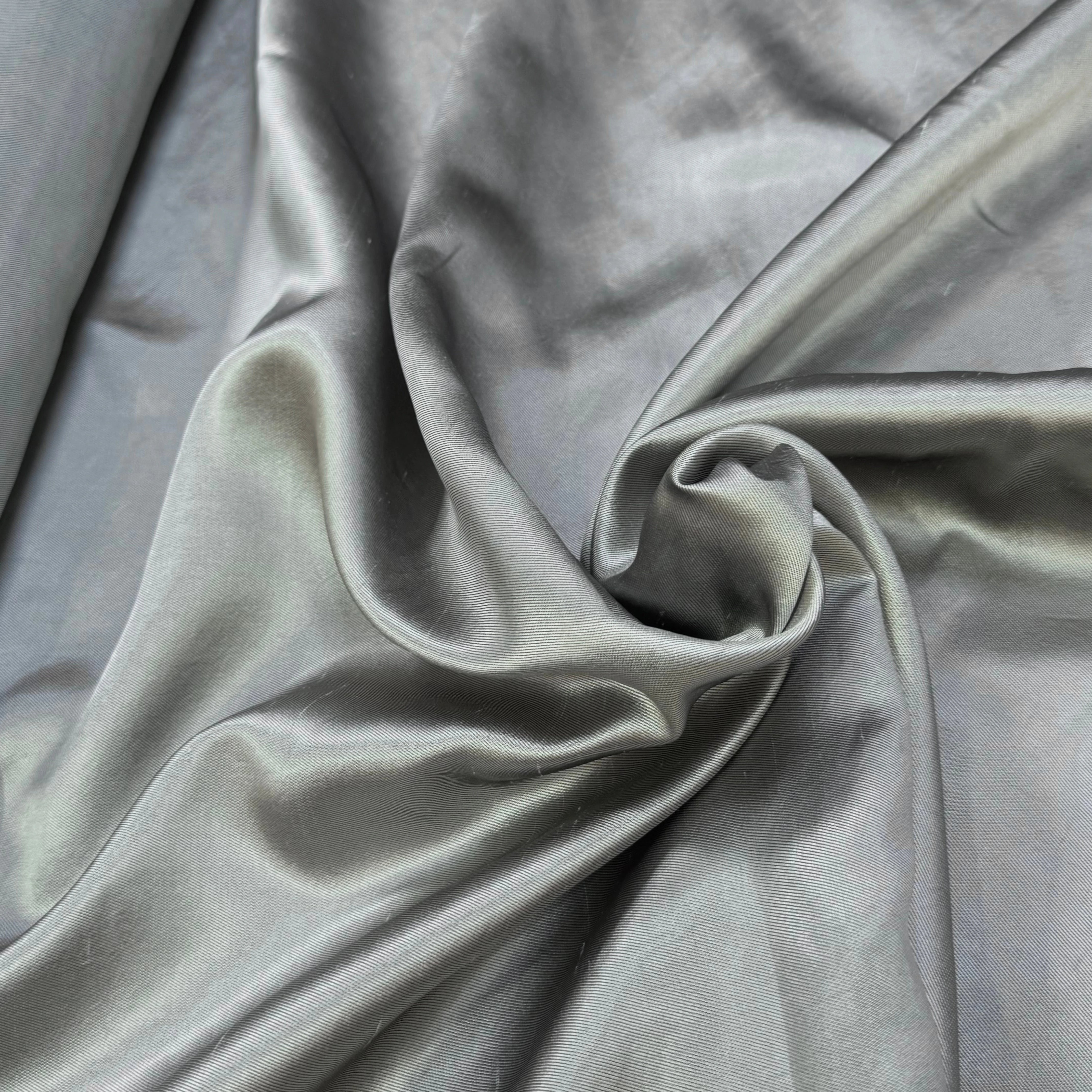 SATIN DUCHESSE TEXTURÉ ARGENTÉ 100% SOIE - My Little Coupon