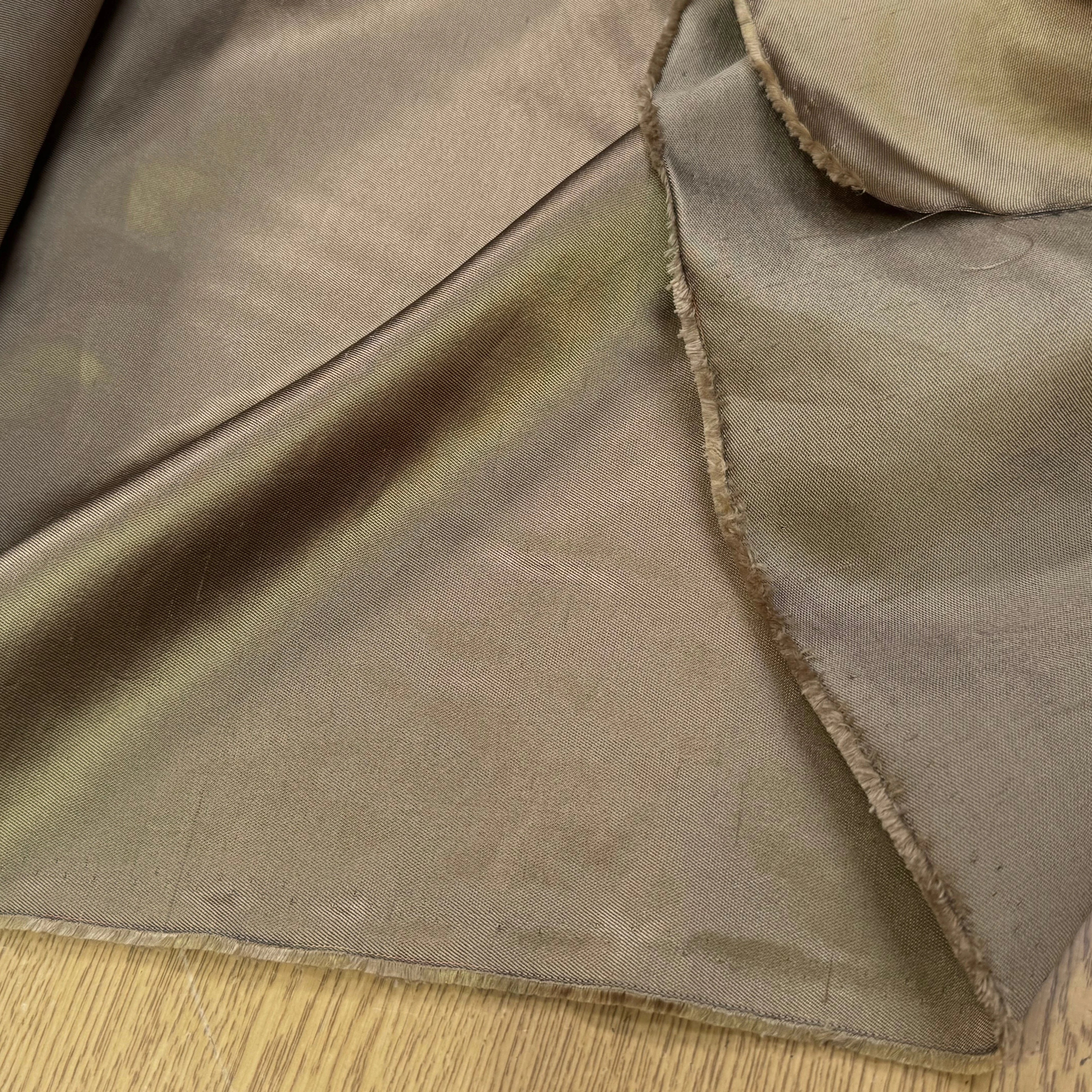 SATIN DUCHESSE TEXTURÉ OR 100% SOIE - My Little Coupon