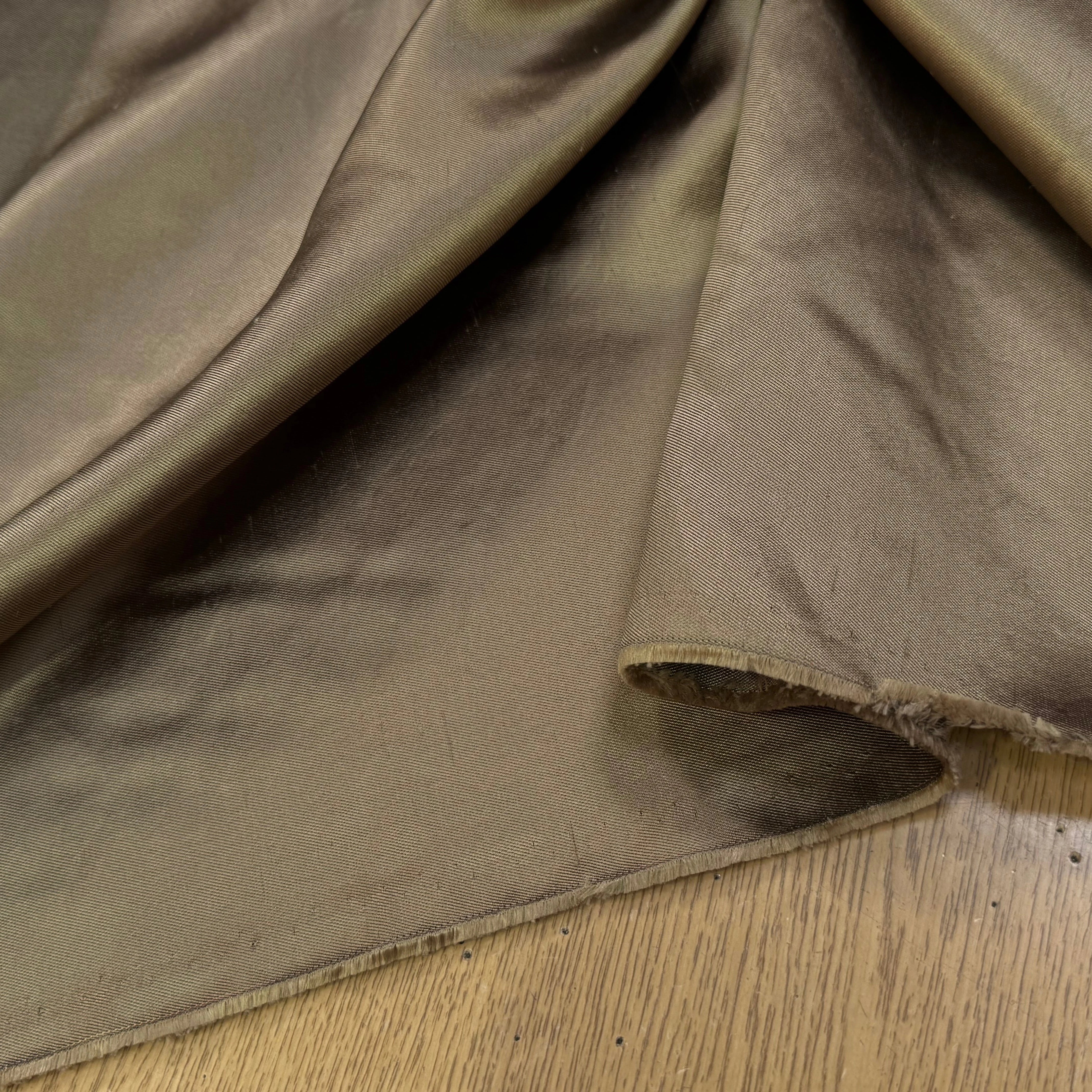 SATIN DUCHESSE TEXTURÉ OR 100% SOIE - My Little Coupon