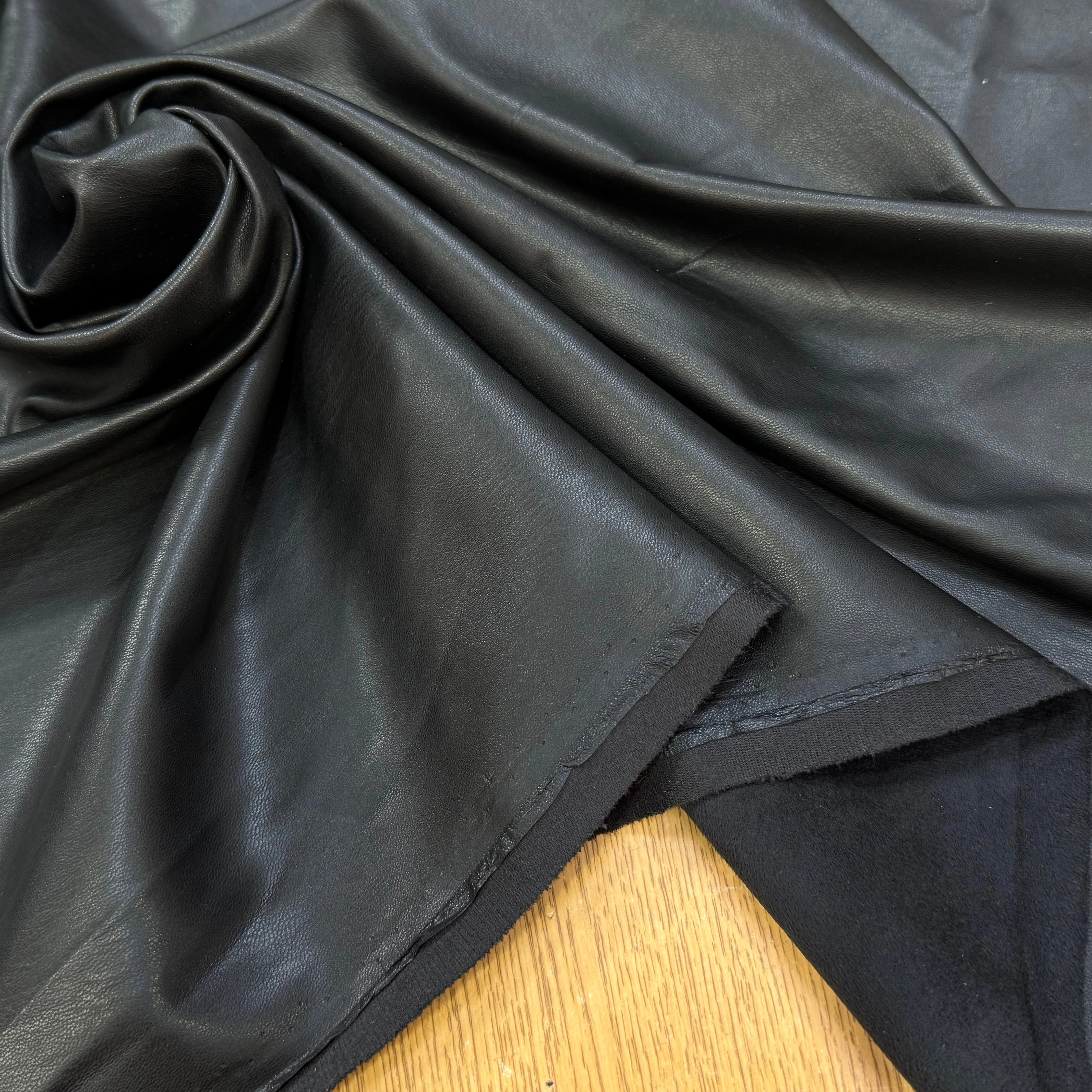 SATIN FAUX CUIR SOUPLE NOIR STRETCH - My Little Coupon