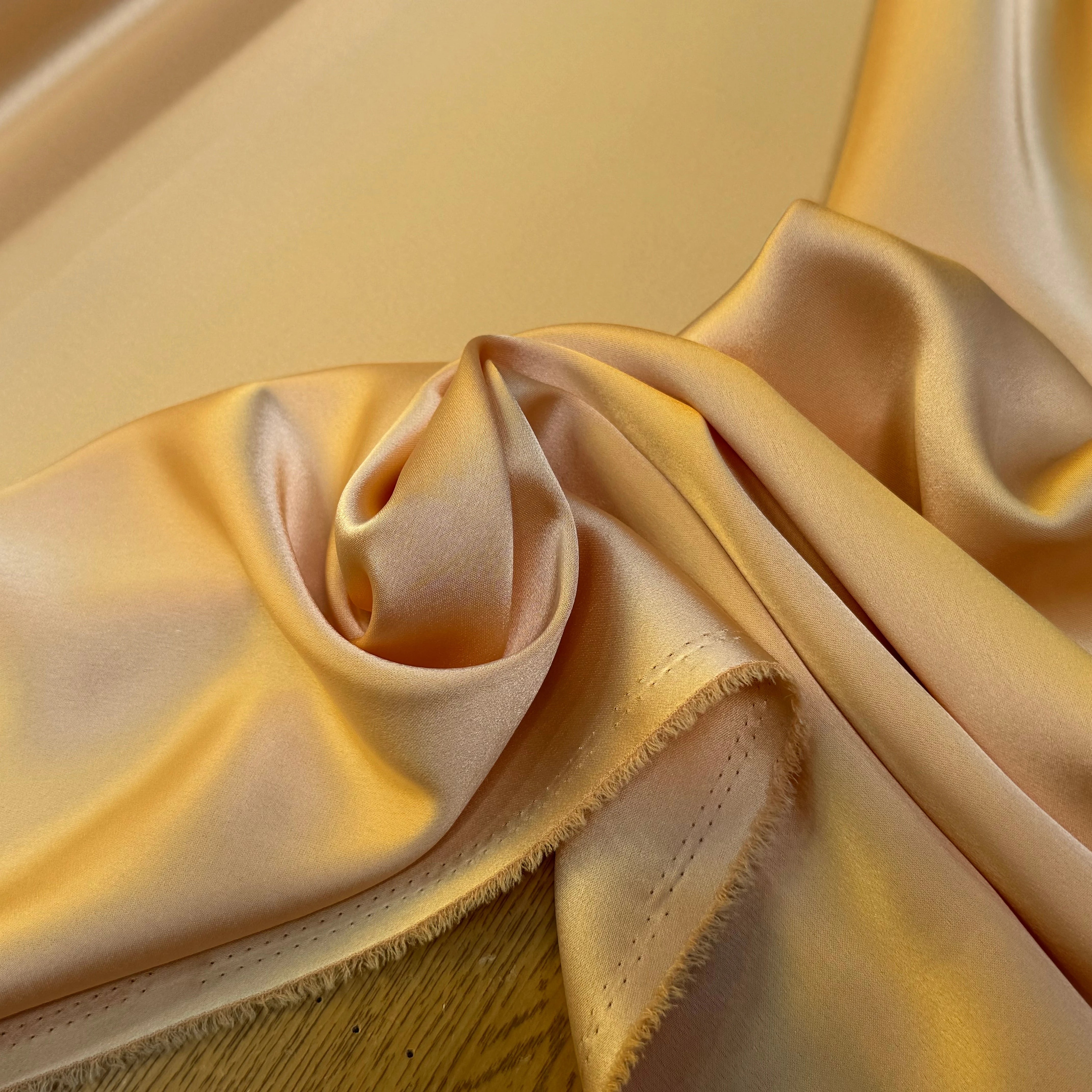 SATIN FLUIDE ACETATE FROID ORANGE ULTRA BEAU - My Little Coupon