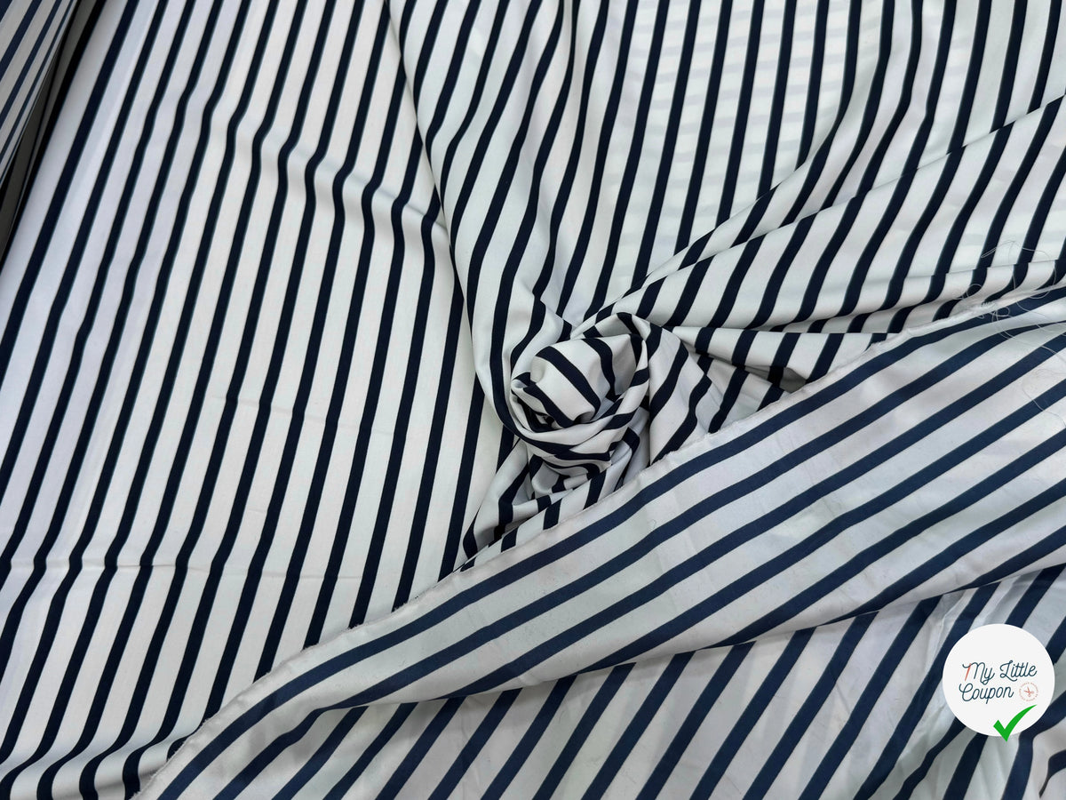 SATIN FLUIDE RAYURES BLEUES HORIZONTALES FOND ÉCRU STRETCH - My Little Coupon