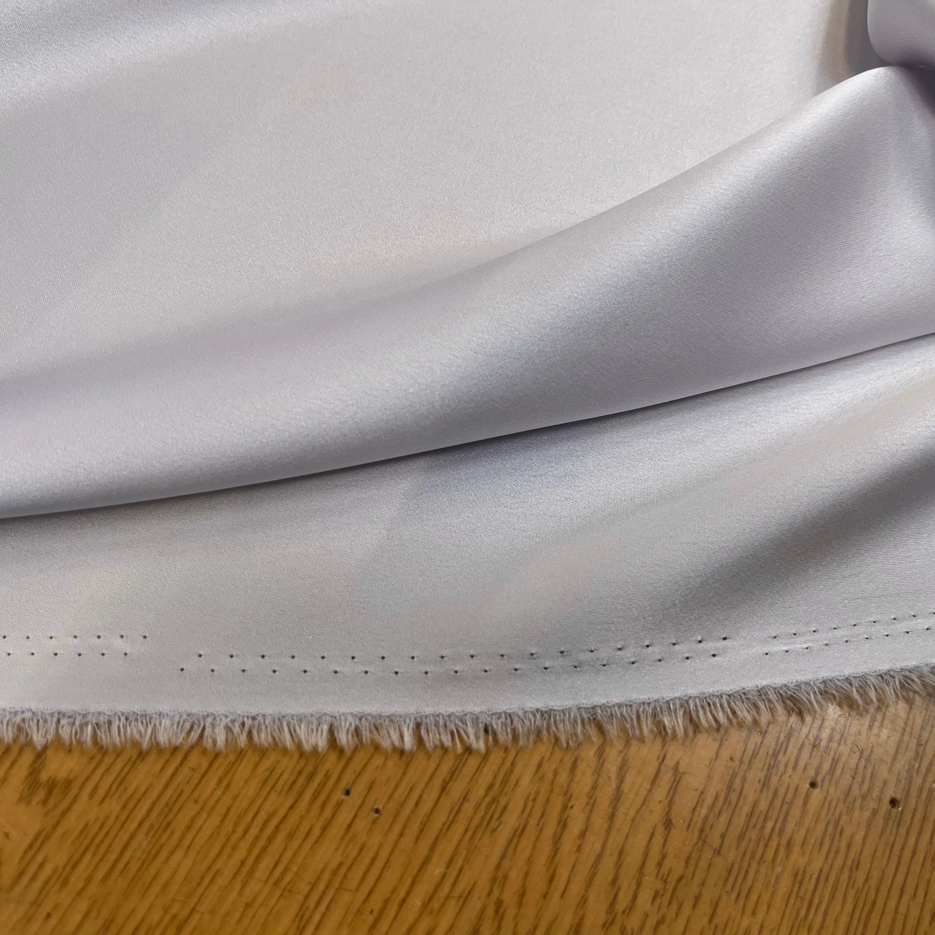SATIN FROIDE ET FLUIDE 135CM MIST - My Little Coupon