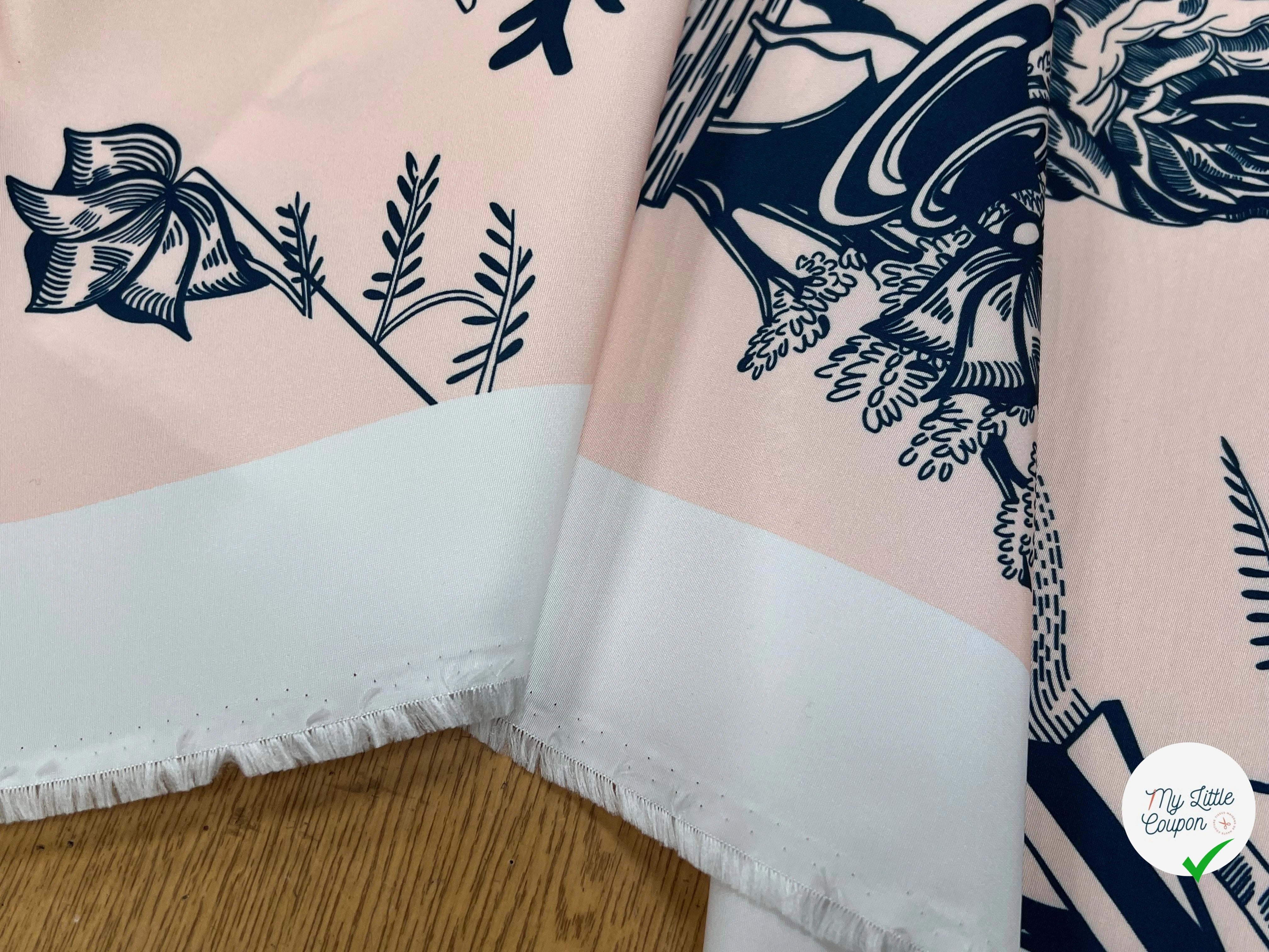 SATIN IMPRIMÉ MOTIF ABSTRAIT FOND ROSE POLYESTER 150CM - My Little Coupon