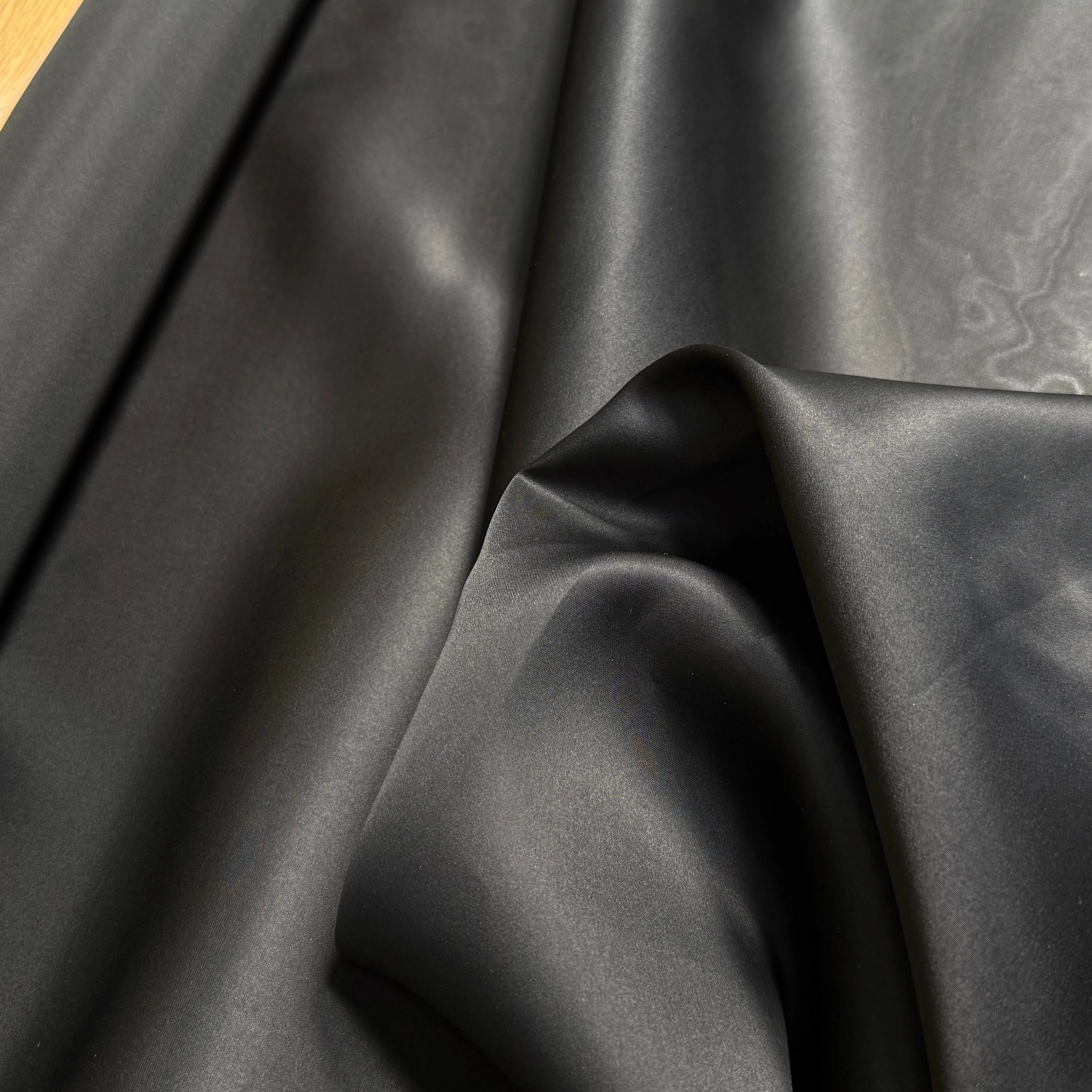 SATIN ORGANZA DE SOIE TRÈS BELLE DENSITÉ NOIR - My Little Coupon