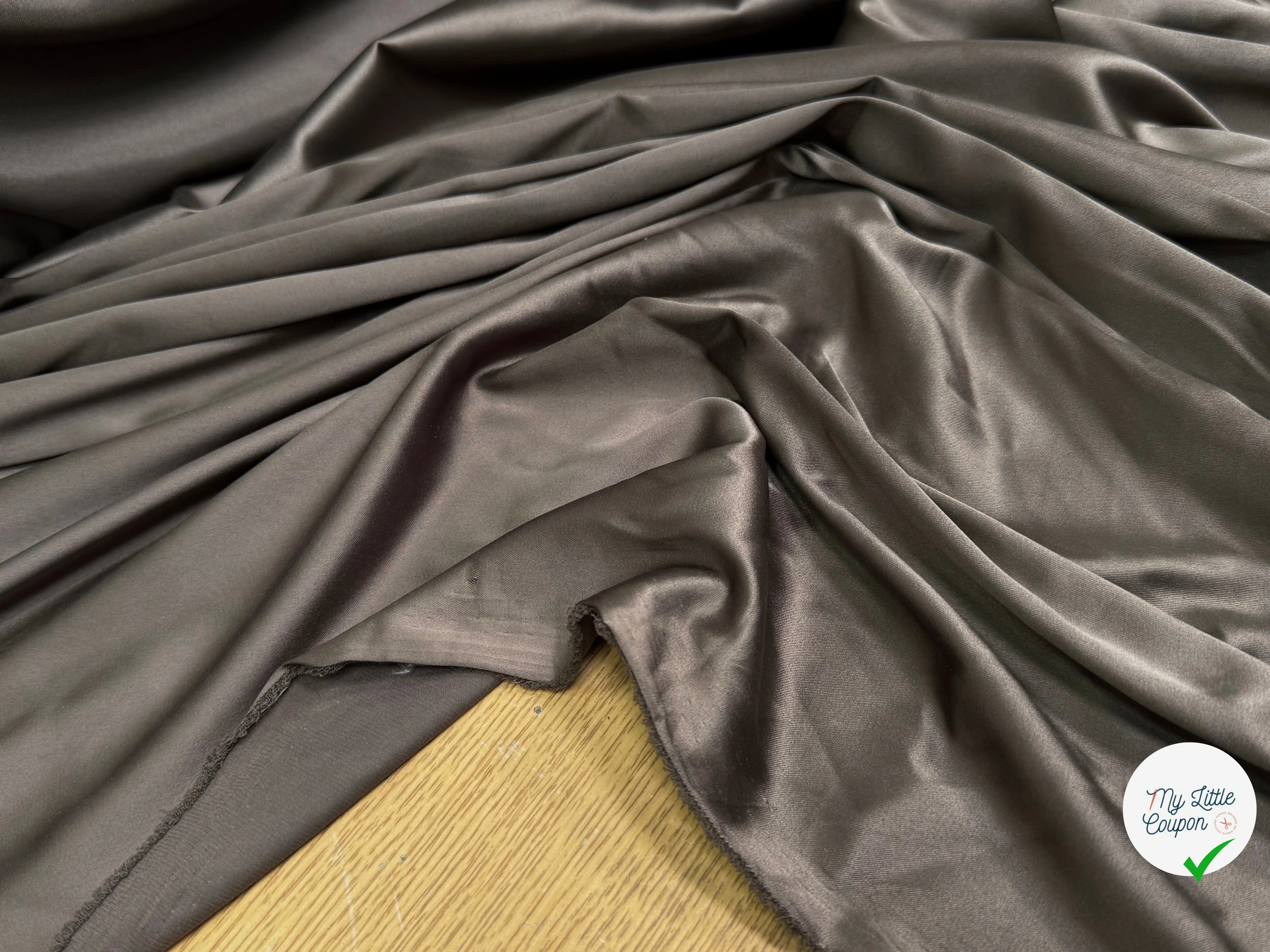 SATIN STRETCH MARRON CHOCO FLUIDE - My Little Coupon