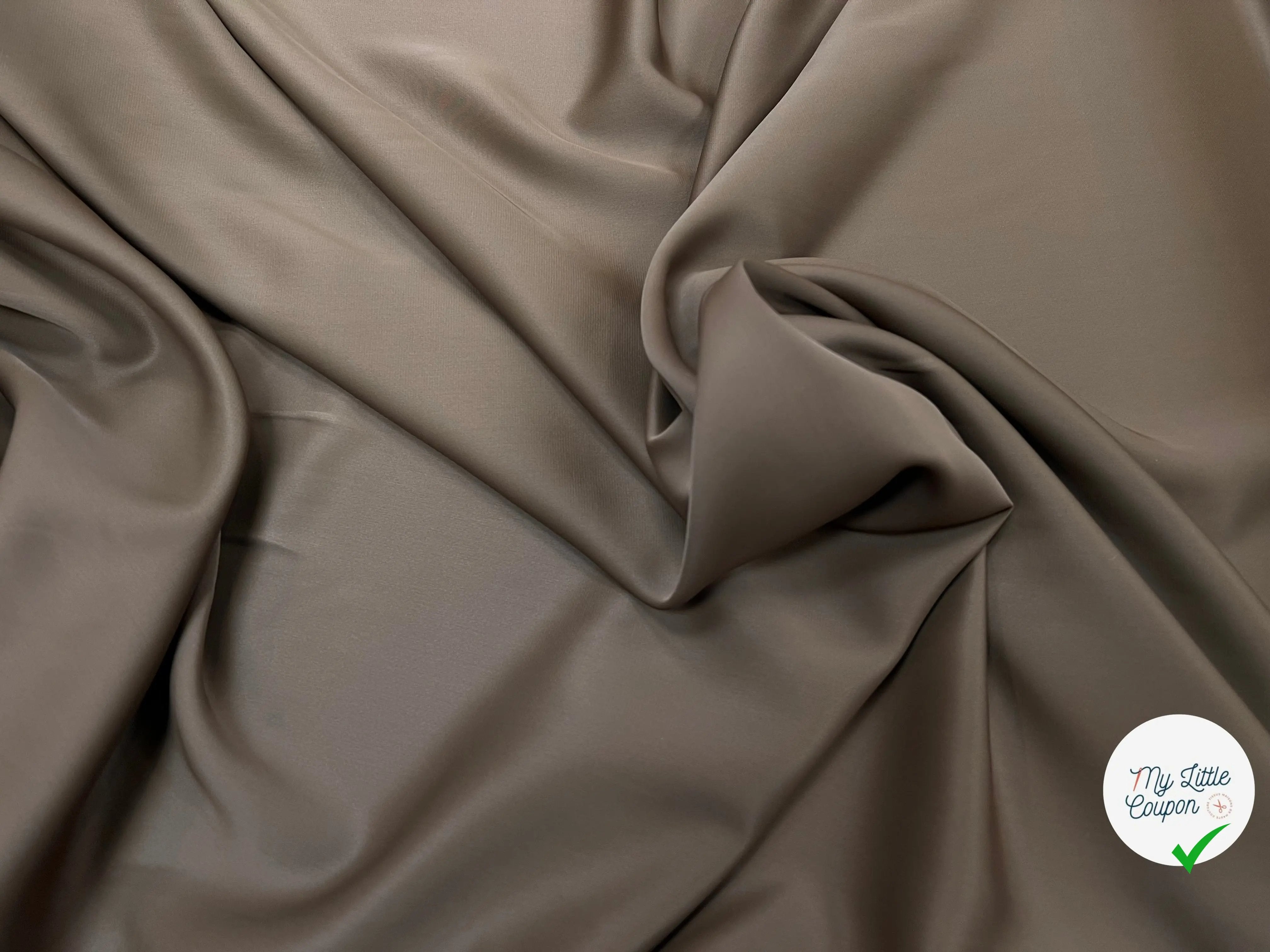 SATIN VISCOSE PEAU DE PÊCHE STRETCH MARRON - My Little Coupon