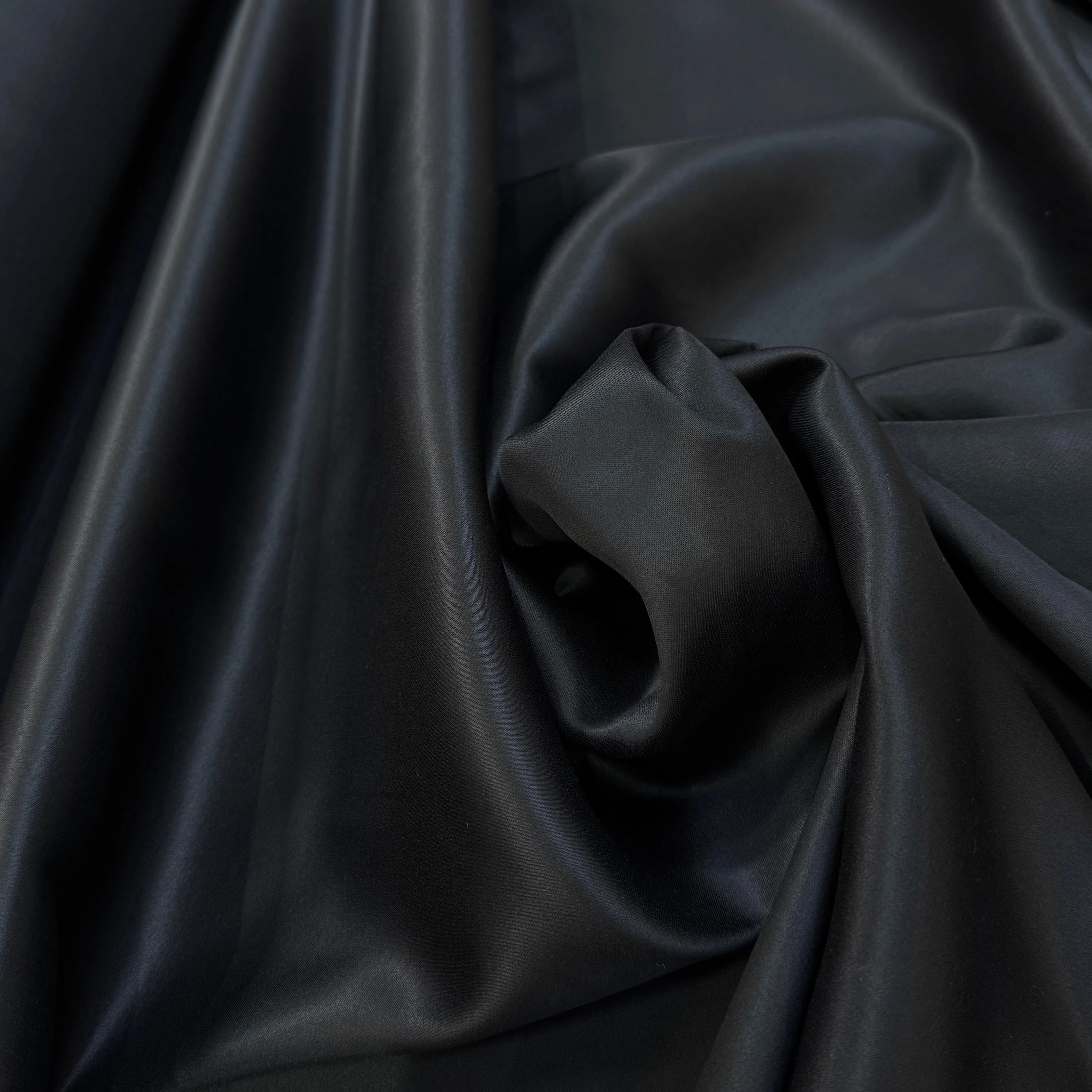 SERGÉ DE LAINE ENVERS SATIN BELLE TENUE NOIR STRETCH - My Little Coupon