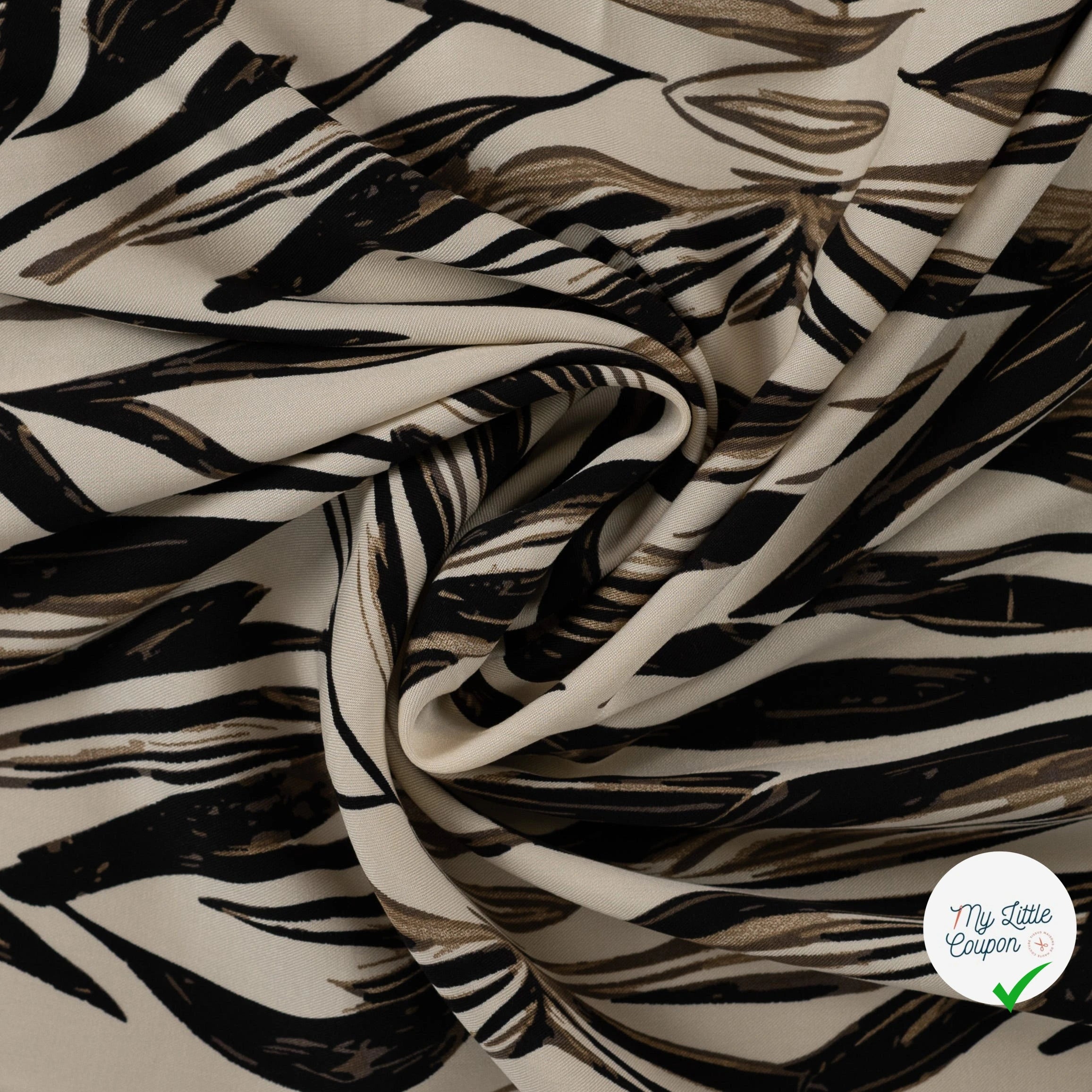 Sergé de viscose EcoVero feuilles pinceau sable - drapé