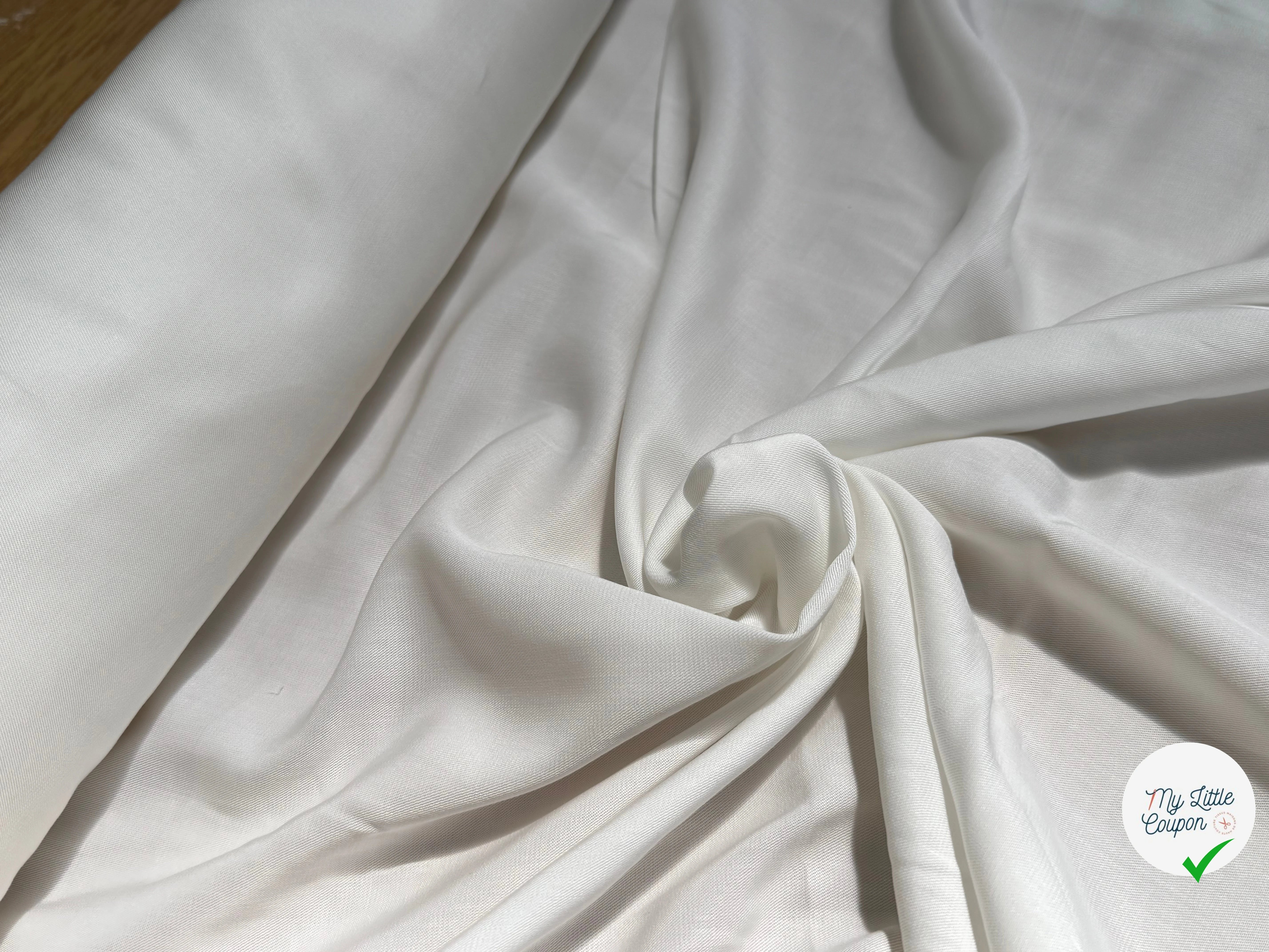 SERGÉ VISCOSE BEAU TOMBÉ BLANC CASSÉ - My Little Coupon