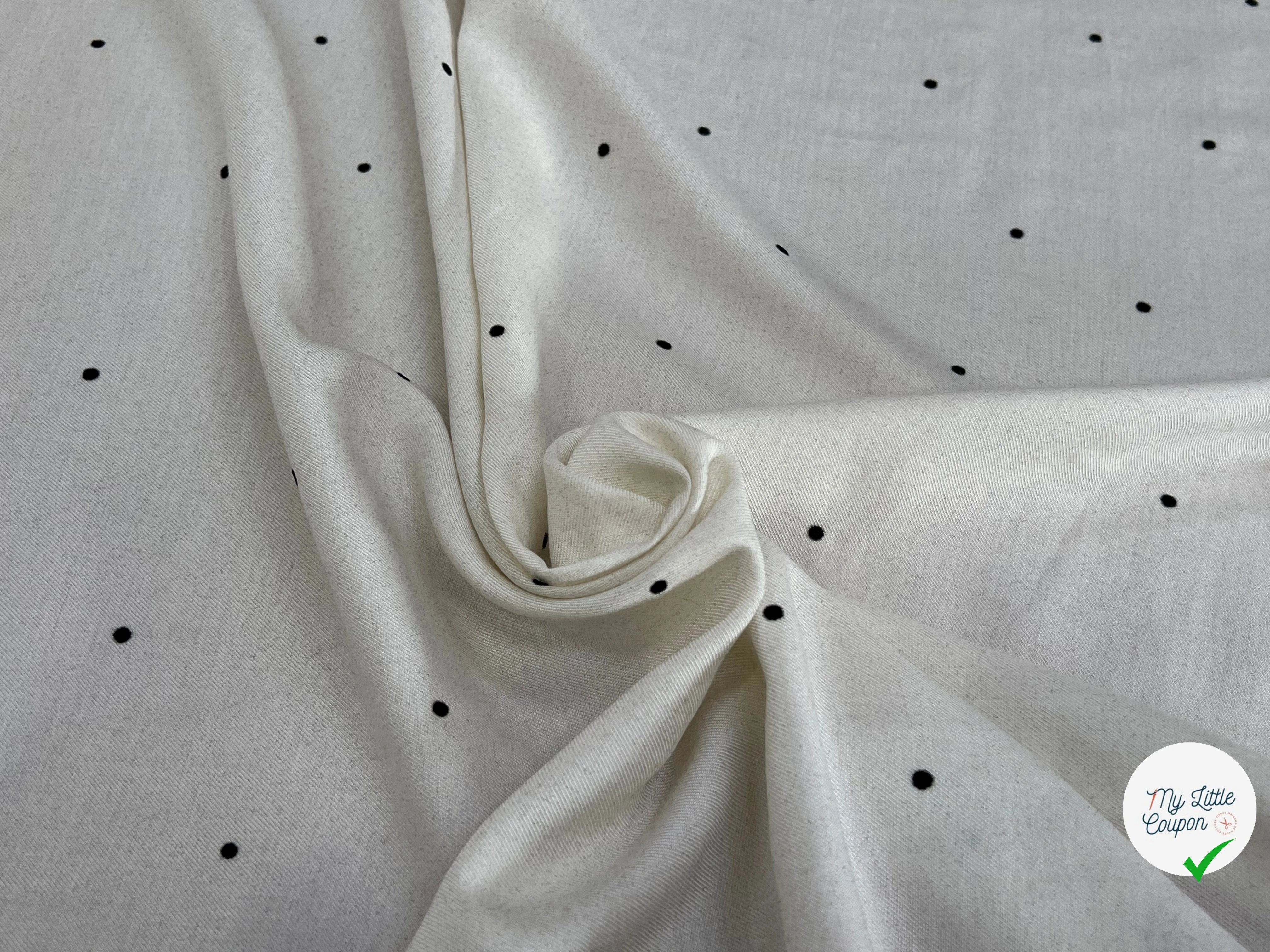 SERGÉ VISCOSE DUVETEUSE BLANC CASSÉ FLUIDE POIS NOIR - My Little Coupon