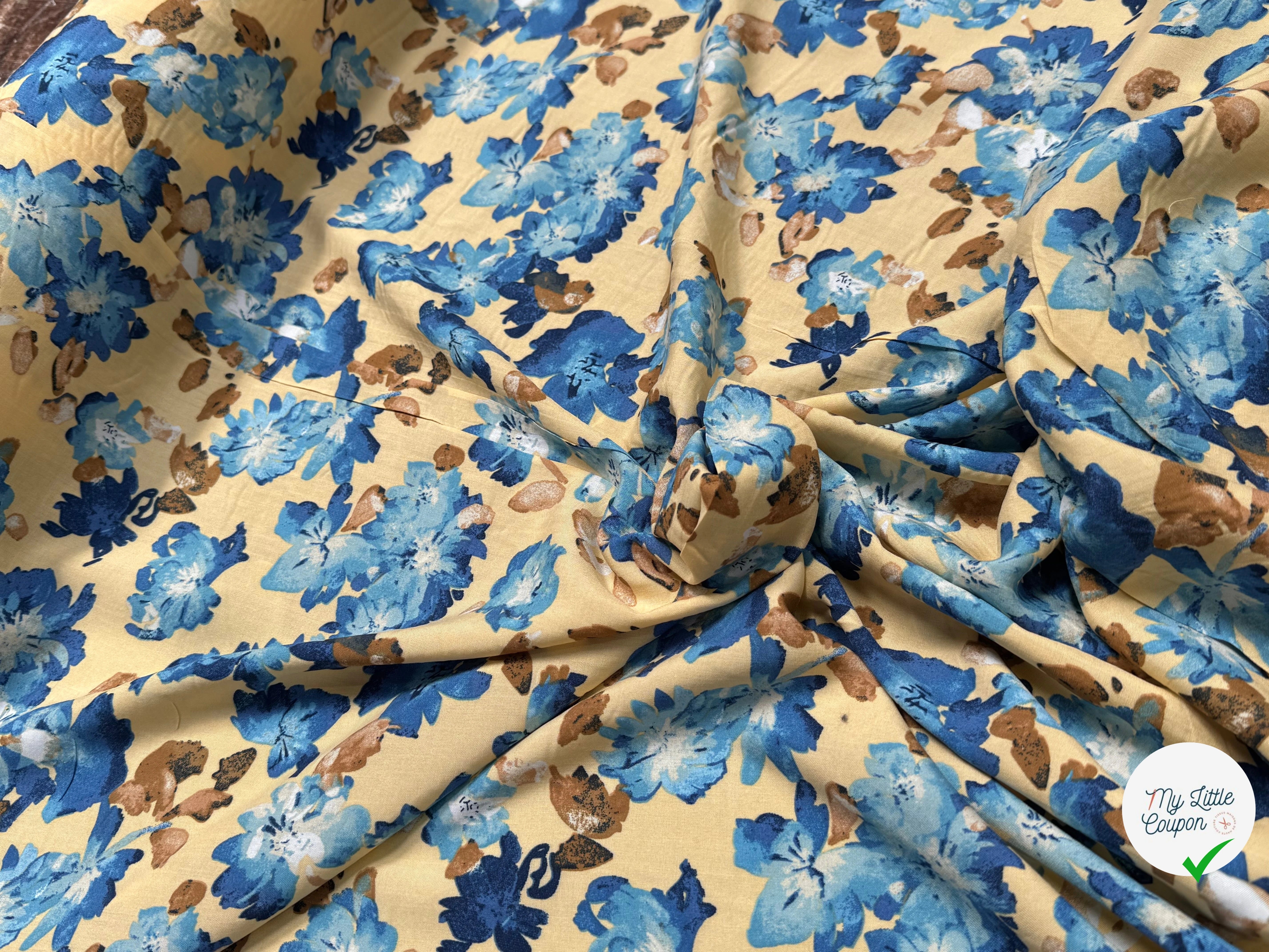 TISSU 100% VISCOSE IMPRIMÉ GROSSES BASES DE FLEURS FOND CAMEL - My Little Coupon