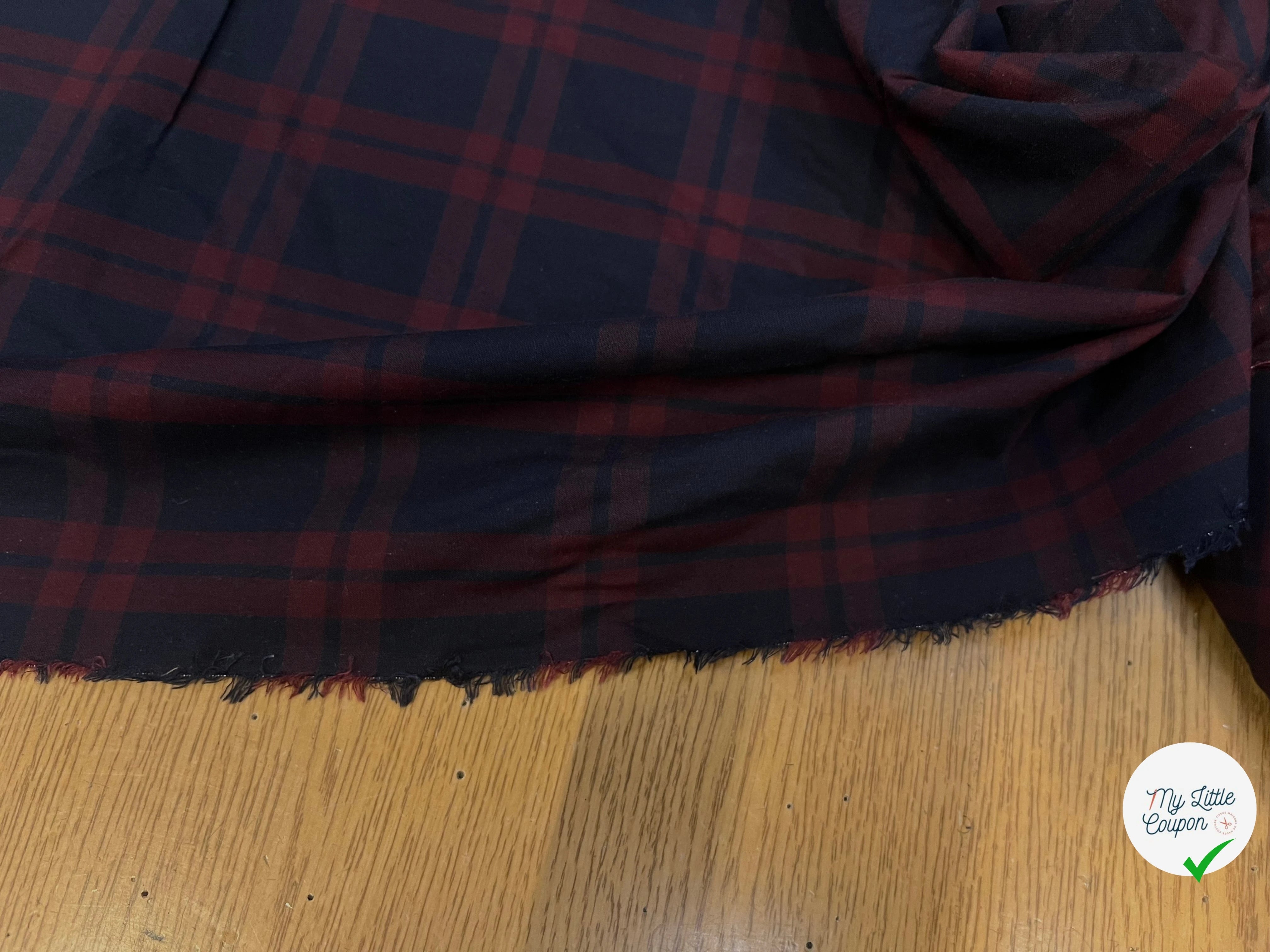 TISSU COTON LYOCELL CHEMISE BLEU À CARREAUX ROUGE STYLE BÛCHERON - My Little Coupon
