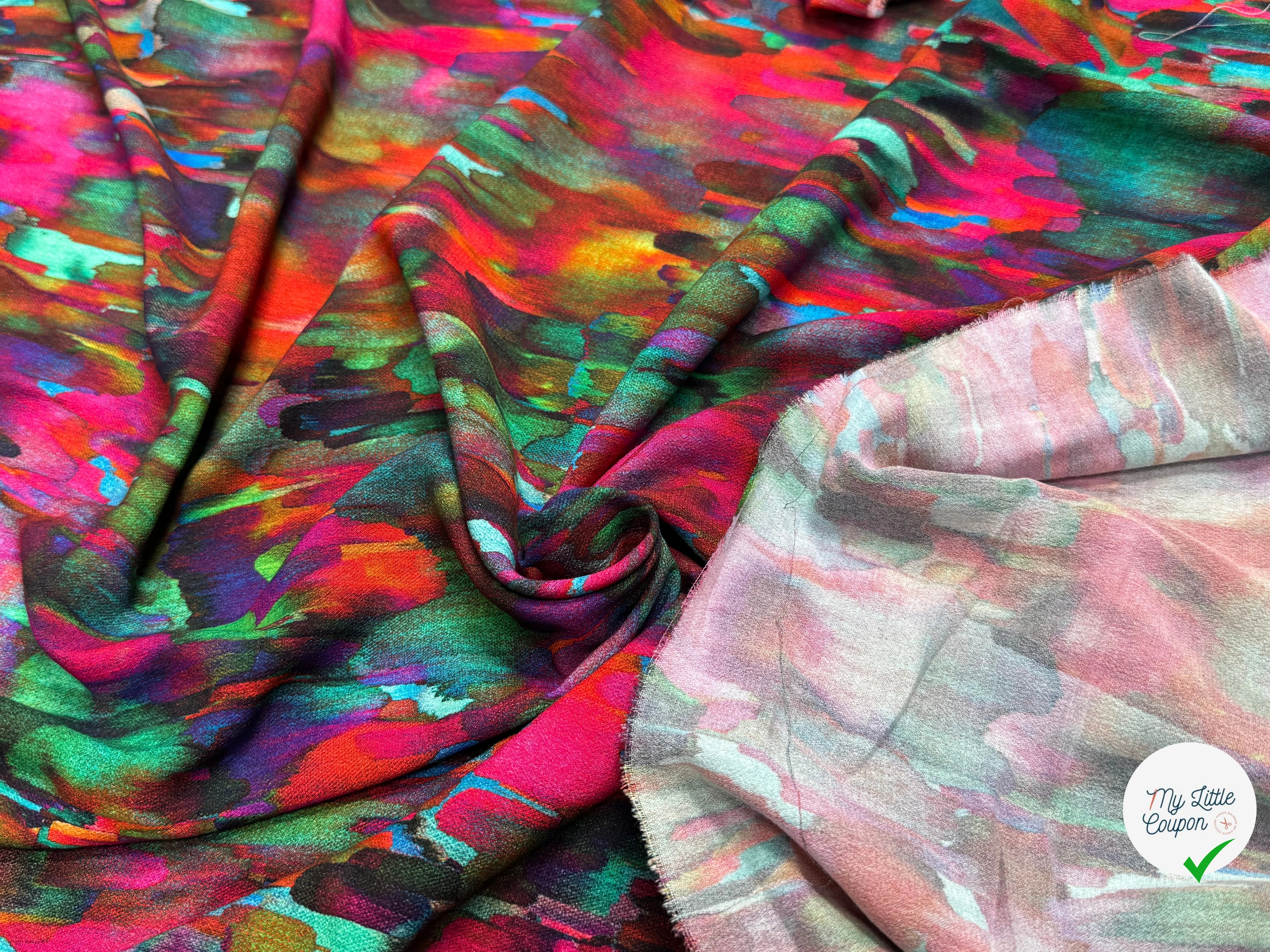TISSU CRÊPE DE VISCOSE FLUIDE IMPRIMÉ PEINTURE MULTICOLORE CANDY PIGMENT - My Little Coupon