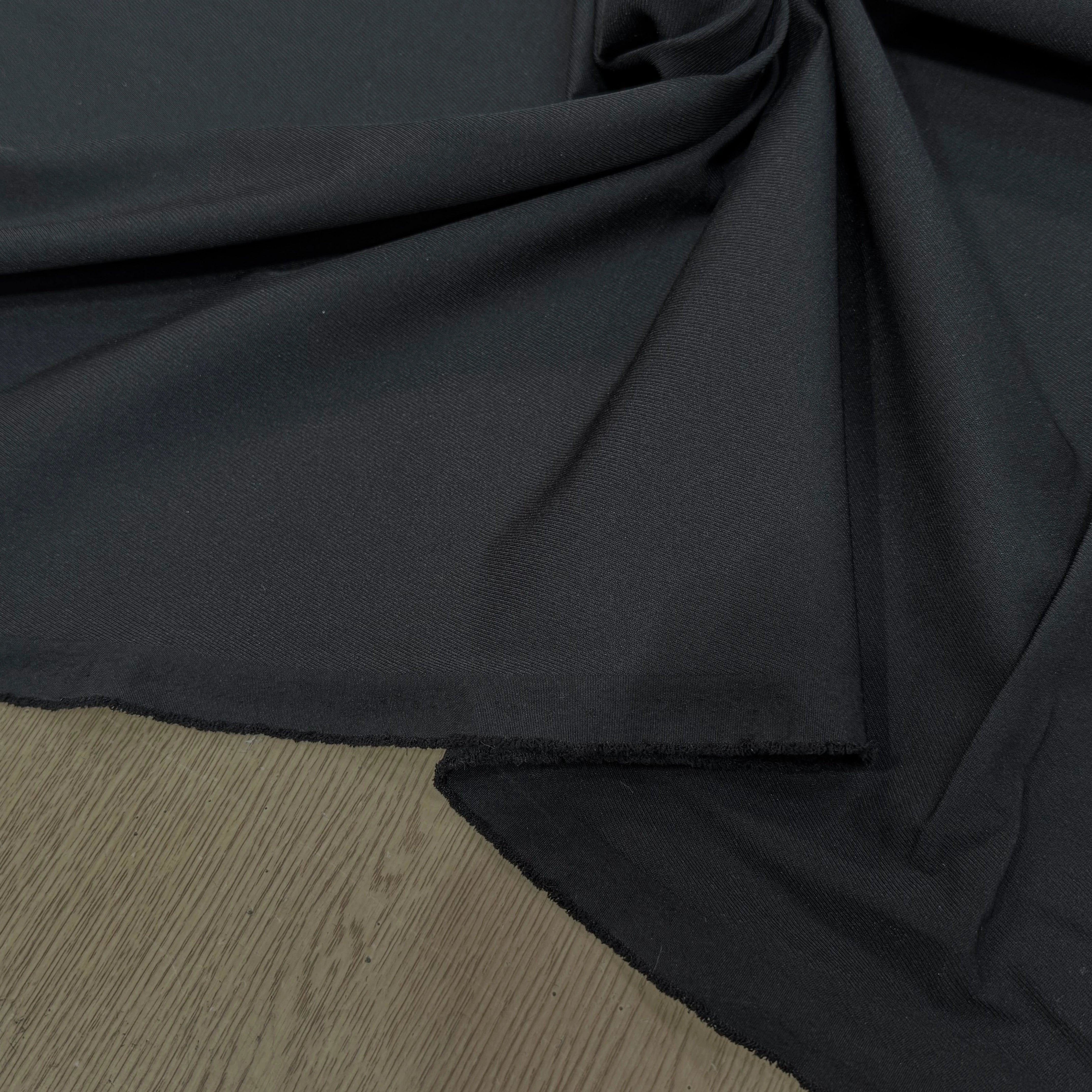 TISSU FINEMENT SERGÉ NYLON-POLYAMIDE ULTRA STRETCH NOIR - My Little Coupon